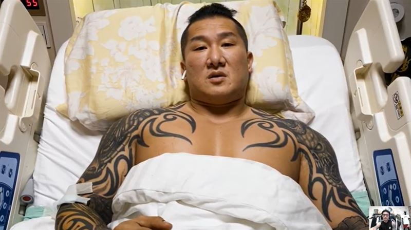 館長中槍後至今仍在醫院治療。（翻攝自館長Youtube）