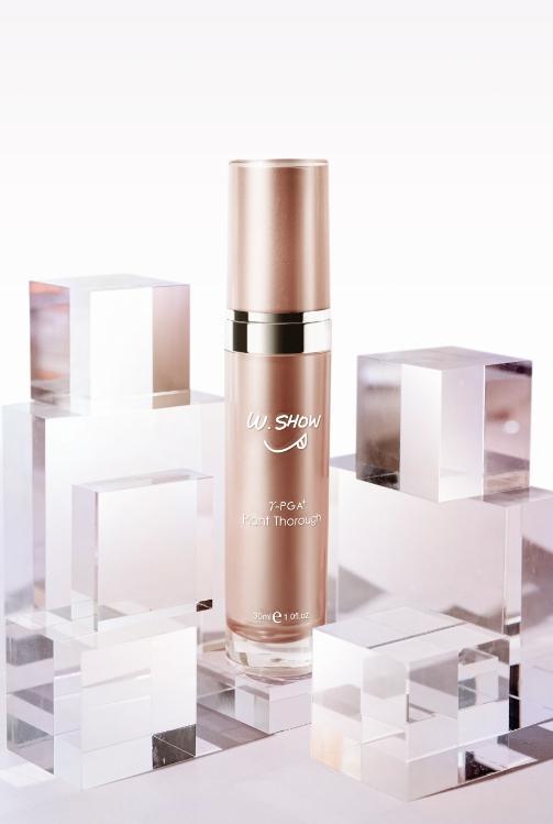 W.SHOW全效精華。30ml NT$1,680(W.SHOW提供)