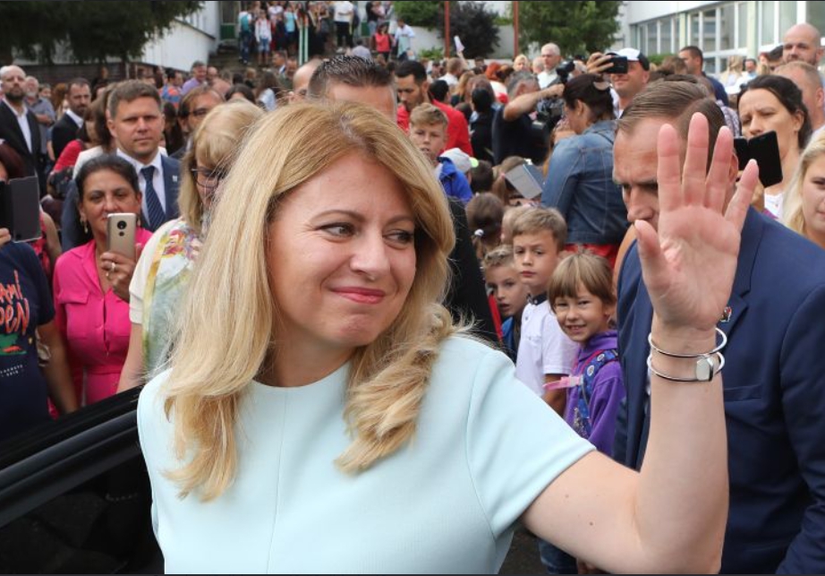 斯洛伐克總統查普托娃（Zuzana Caputova）出言挺捷克，表示不能接受中國的威脅。（翻攝Zuzana Caputova推特）