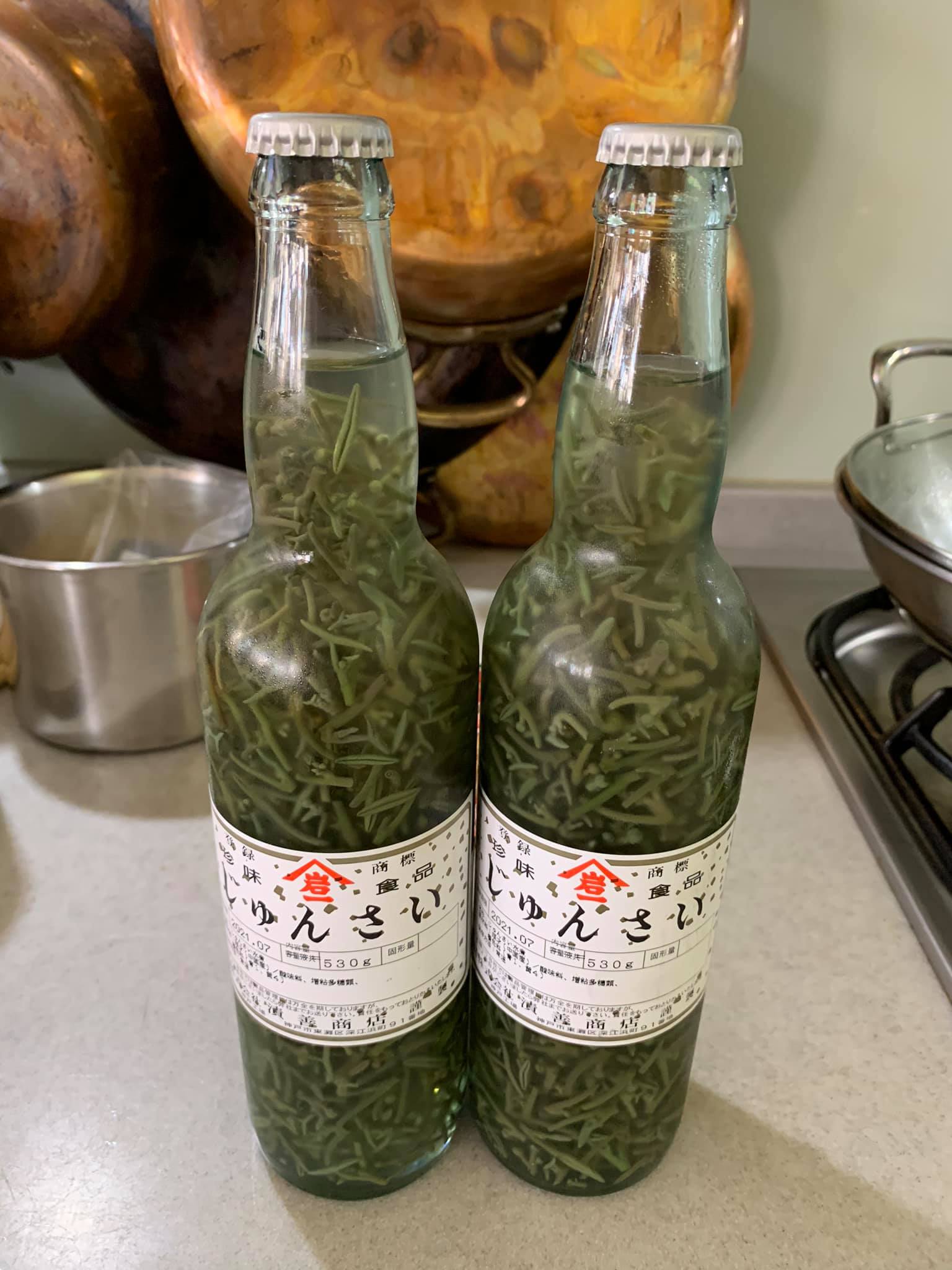 在南門市場買到的日本蒓菜。