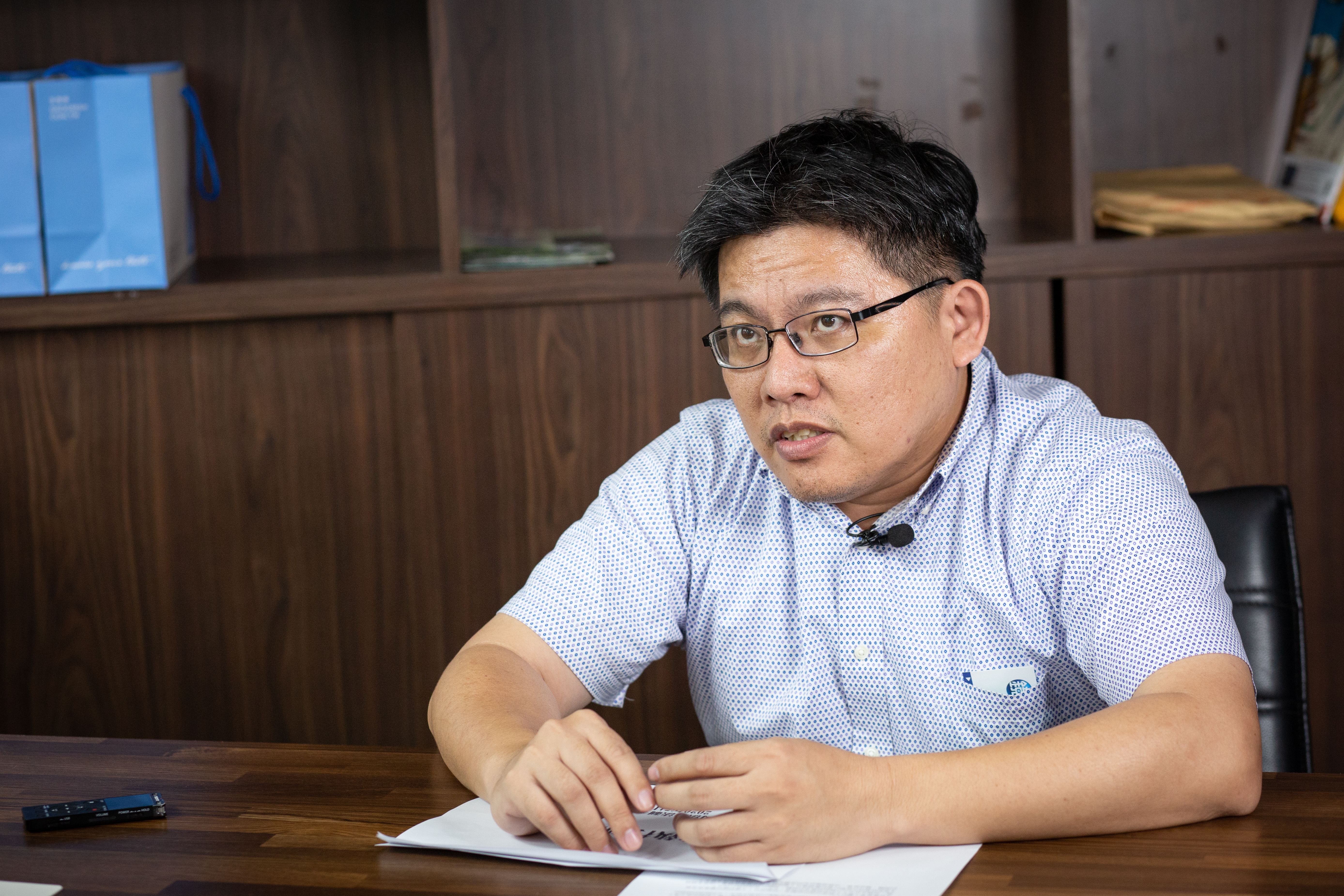 時代力量立委邱顯智建議國民黨放棄黨徽，可擺脫有關黨國不分的指控。（本刊資料照）