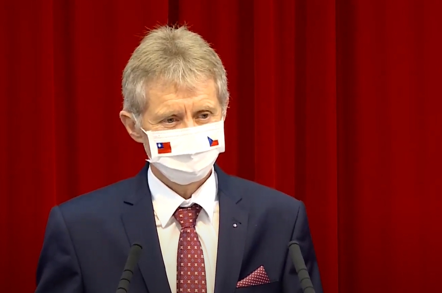 遭中國外長放話會付出代價，韋德齊直言被威脅當然不高興，不過仍堅持會挺民主國家的台灣。（翻攝自外交部臉書）