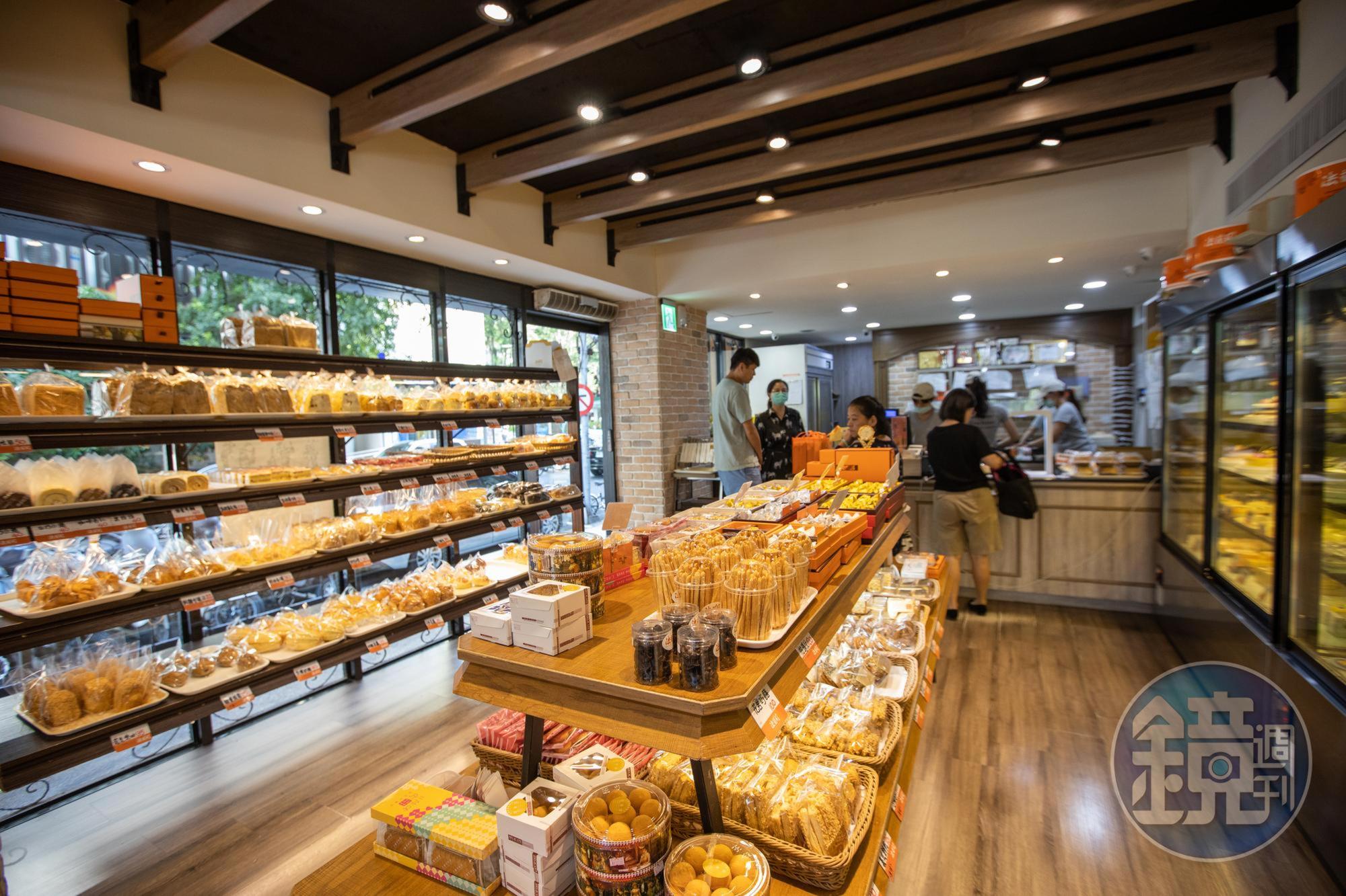 店內麵包、糕餅類選擇相當多,不少品項是烘焙競賽中的常勝軍。