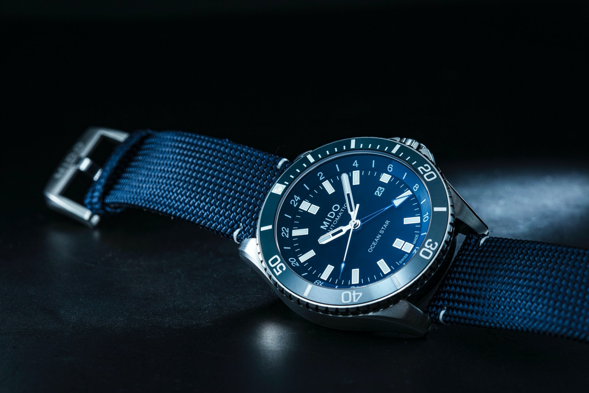 MIDO美度今年發表的Ocean Star GMT海洋之星二地時間潛水錶,因為擁有陶瓷錶圈、二地時間功能與長動力機芯,C/P值高到爆表,而再一次在業界引起話題。