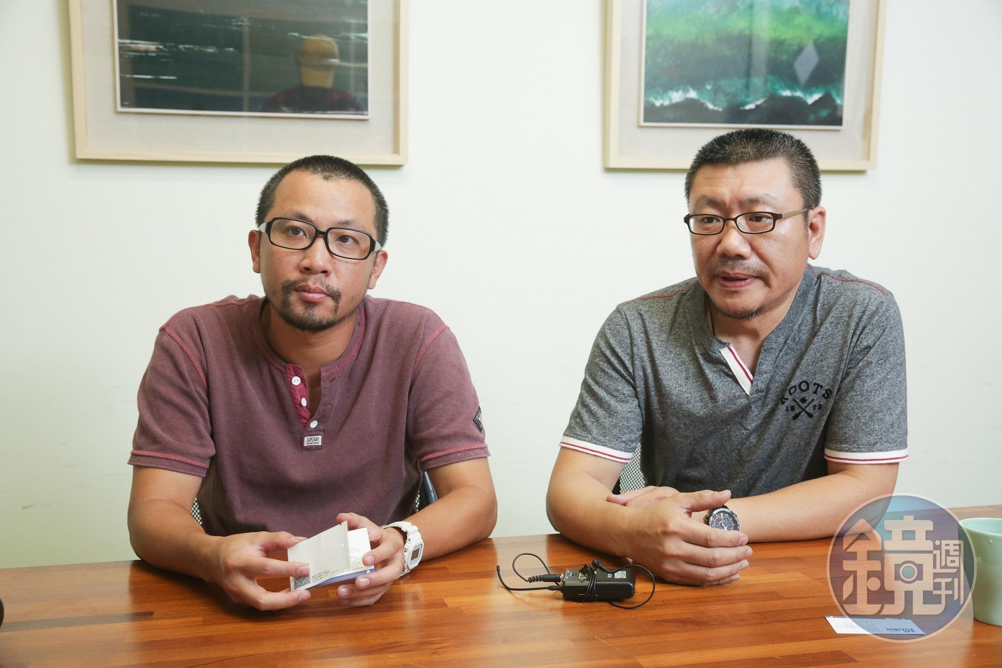 林佳鋒(右)、黃致凱(左)認為劇場產業要共好才能突破困境。(陳仁萱攝)