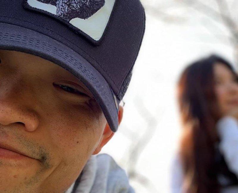 相馬茜(右)與為李玖哲(左)結婚後,隱退幕後,不離不棄。李玖哲坦言,此生做最好的決定便是娶相馬茜。(翻攝自李玖哲臉書)