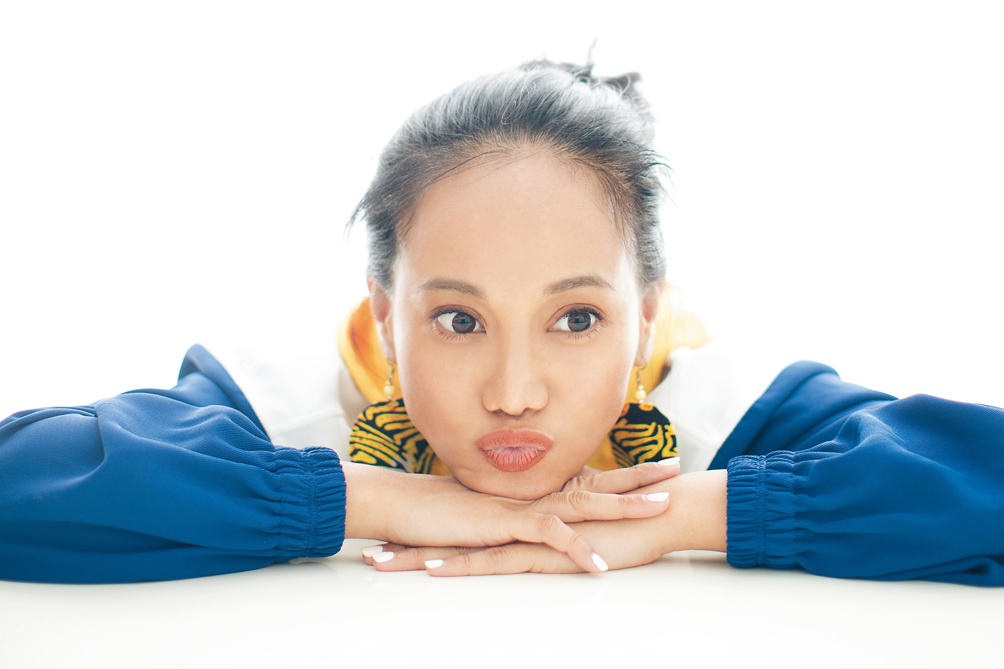 從歌曲內容取材到MV，阿爆都希望能回歸部落，讓母語創作繚繞在族人的生活當中。