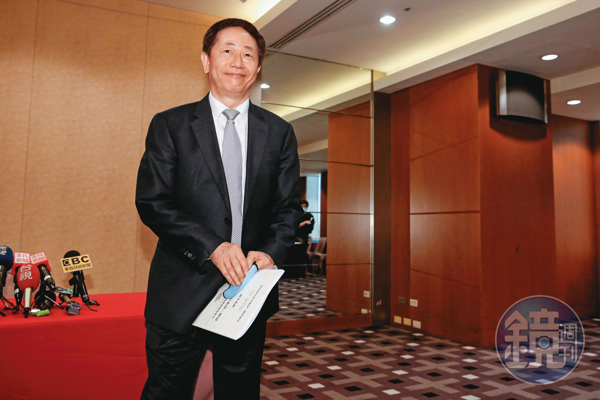 台積電董事長劉德音表示:「今年的生意好,台積電將徵才8千人,是往年的1倍。」