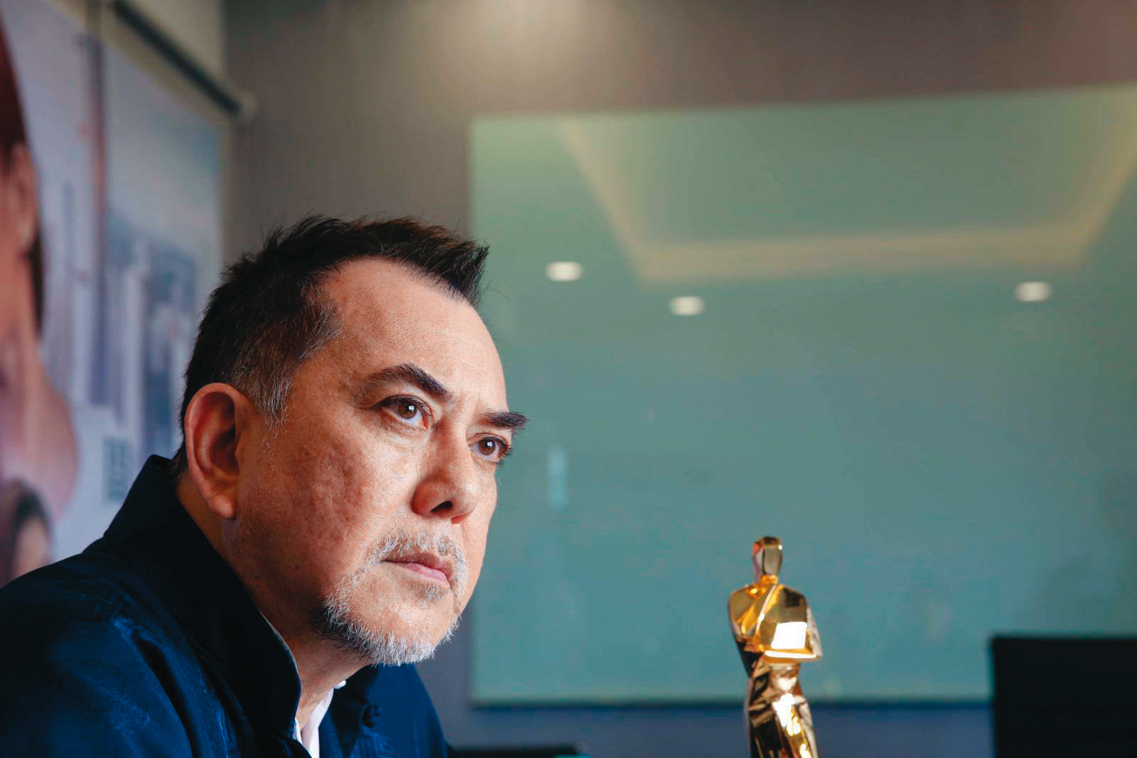 黃秋生因政治立場幾乎在對岸沒工作，網友拱他來台，他亦正面回應。（翻攝黃秋生臉書）