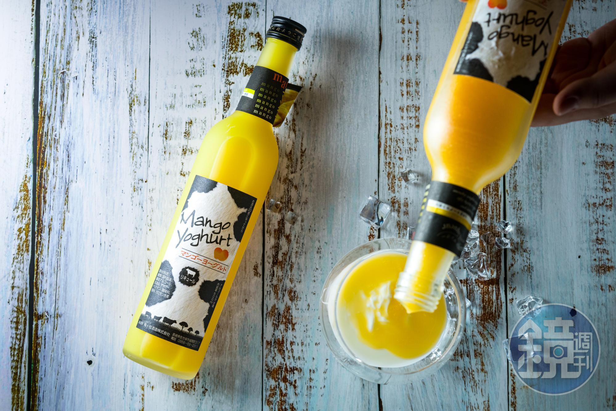 「Mango Yoghurt」（800元／瓶）使用九州生產的芒果入酒，搭配優格或香草霜淇淋，就是輕鬆上手的甜點系輕調酒。
