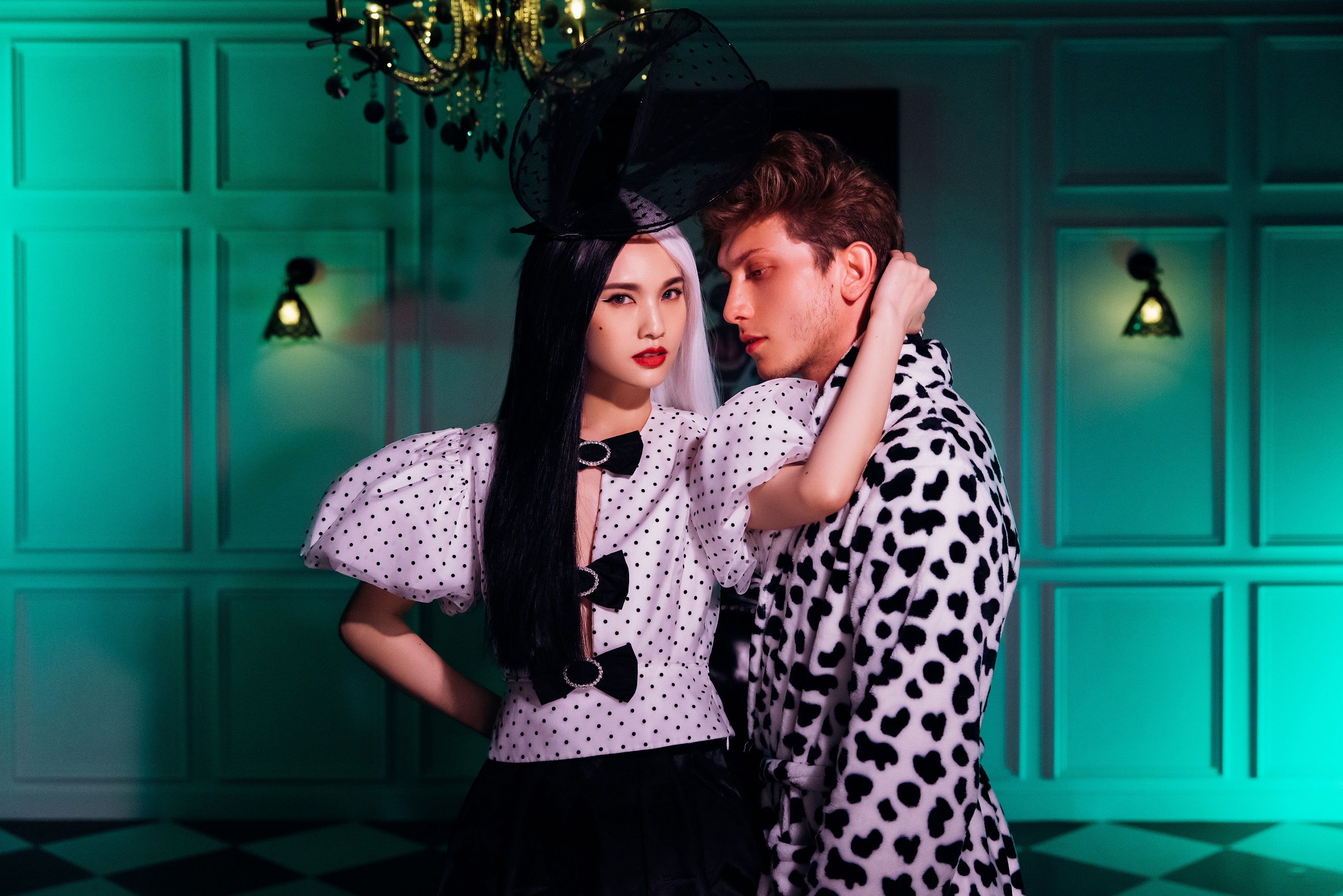 楊丞琳認為「壞」是每一個人的一種天性，101忠狗中的反派角色庫伊拉也是代表之一。（環球音樂提供）