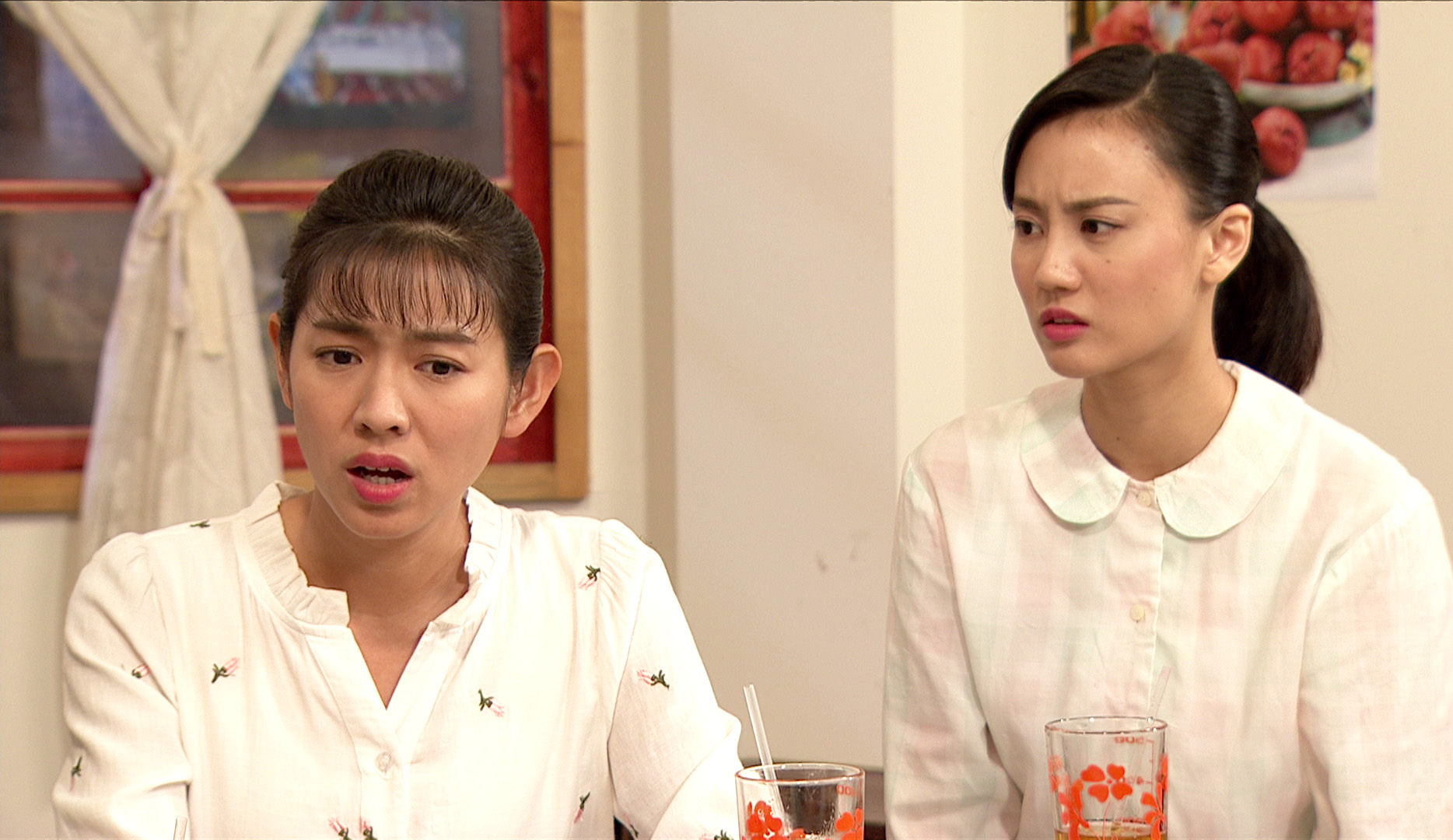 米可白在台視八點檔《生生世世》中，與何聖菲冷靜為幫方文琳化解詐騙危機。（台視提供）