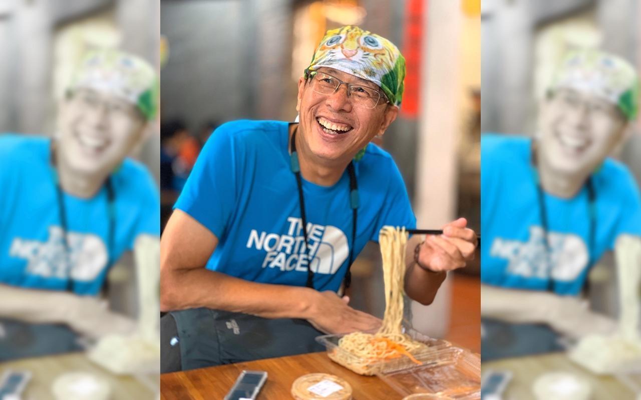 作家劉克襄形容玉山「排雲餐」味如嚼蠟,引起山友論戰。(翻攝自劉克襄臉書)