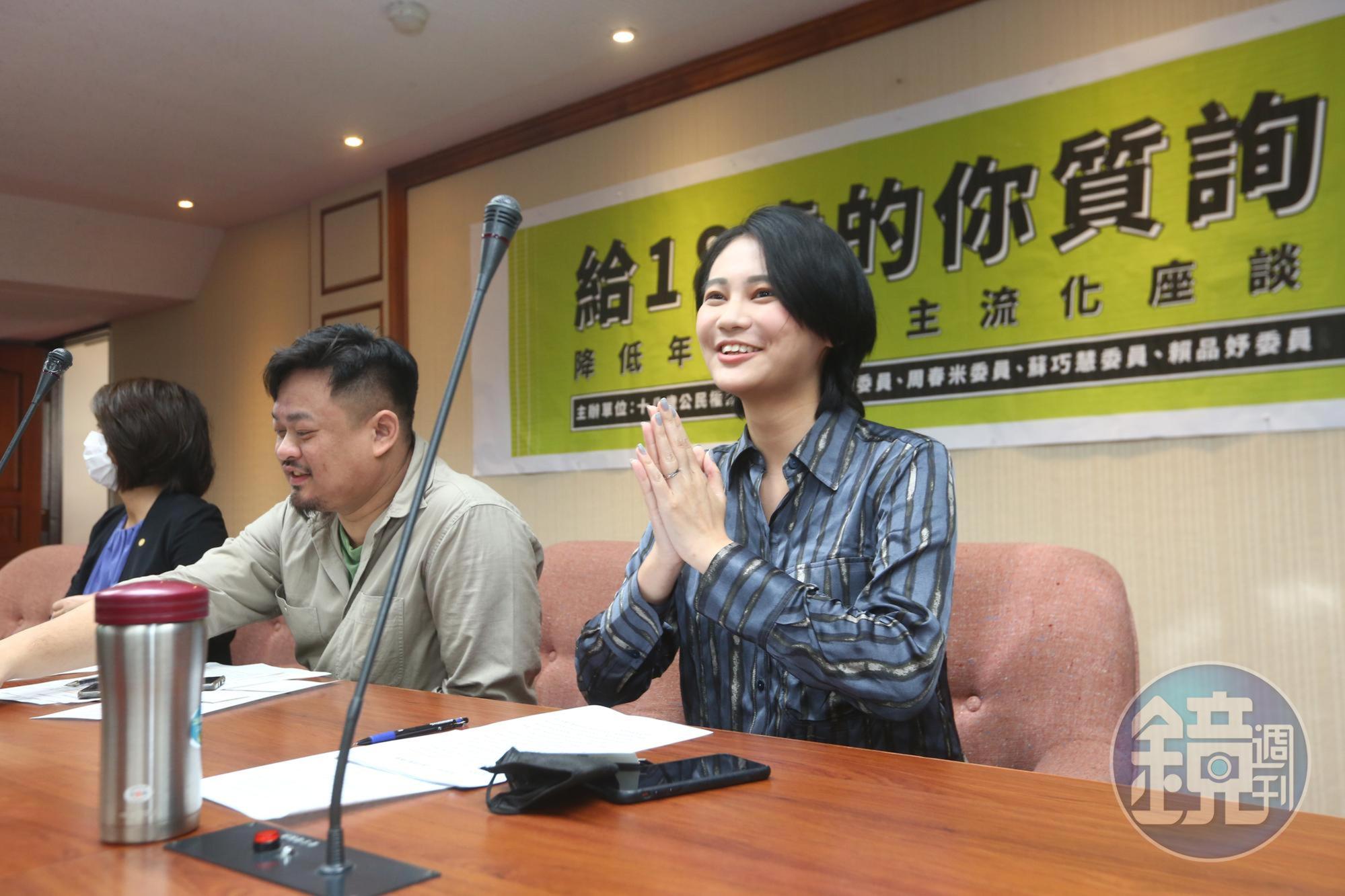 民進黨立委賴品妤坦承新戀情後今(9日)公開出席活動。