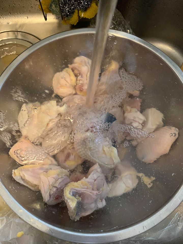 將雜質沖掉即可。