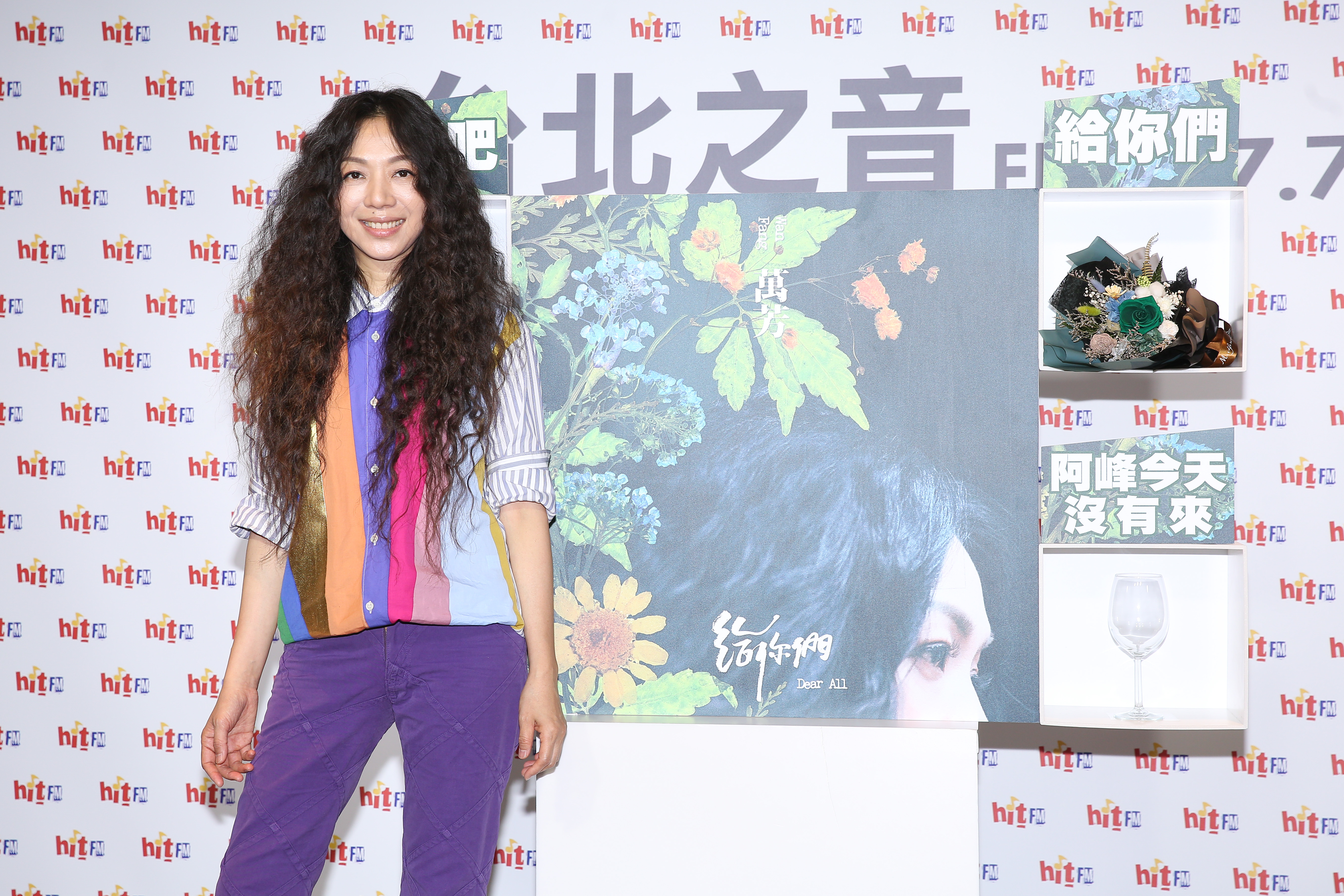 疫情讓萬芳每件計畫都要變，但練氣功的她，卻懂得平靜之對。