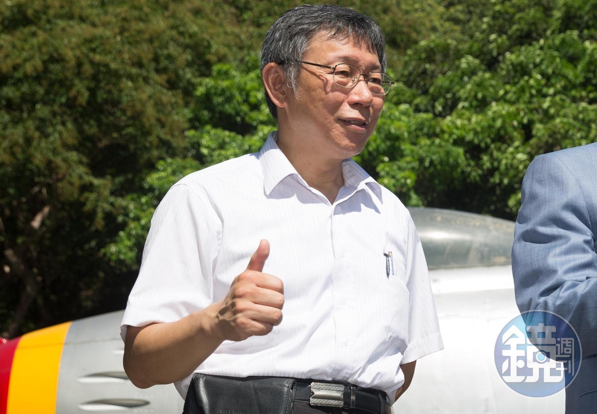 民眾黨主席柯文哲在台北市長任內涉及多起弊案,檢方指揮廉政署北調組偵辦中。(本刊資料照)