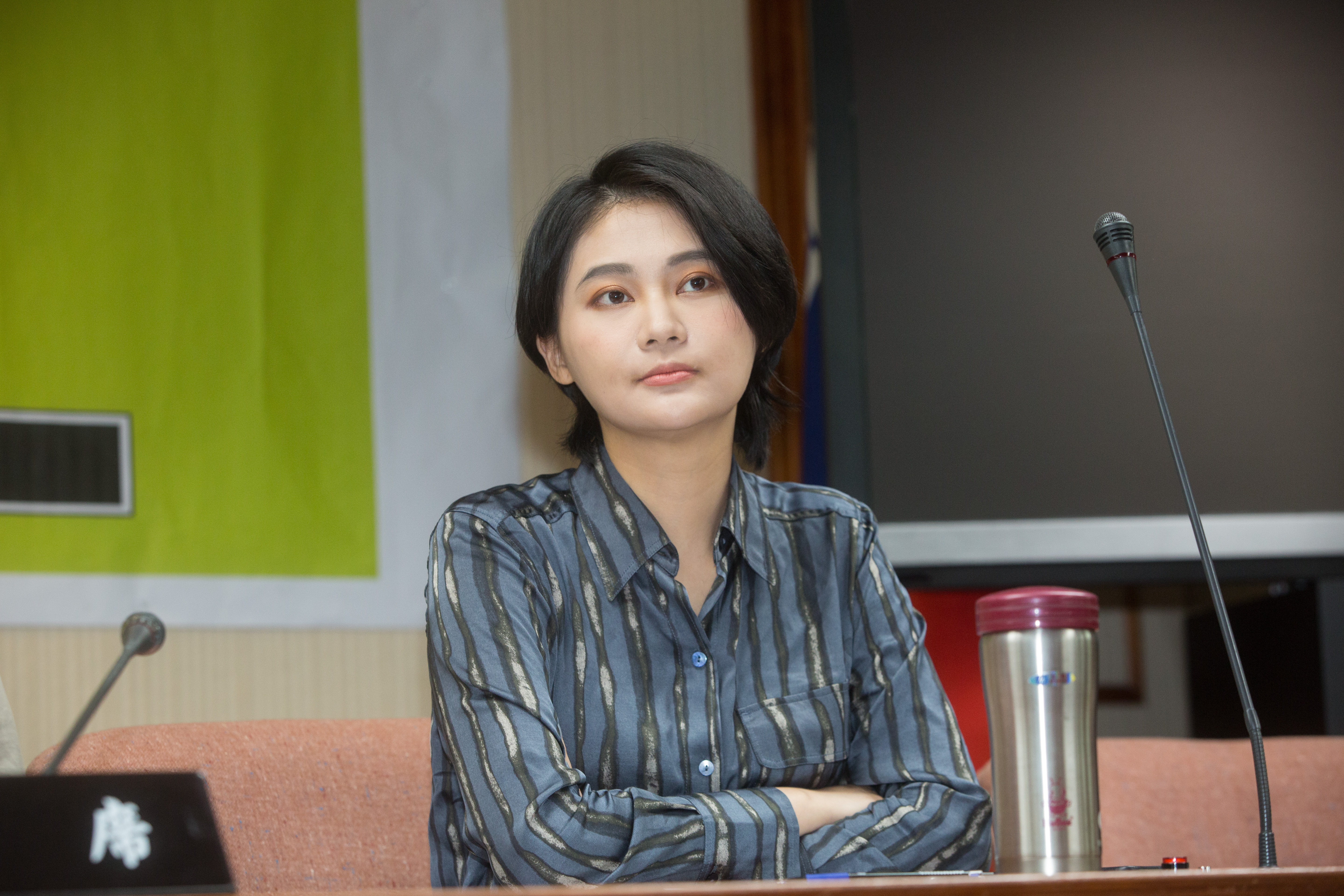 賴品妤因為戀情曝光遭部分人士批評，她直接點名時代力量，抨擊是雙重標準。