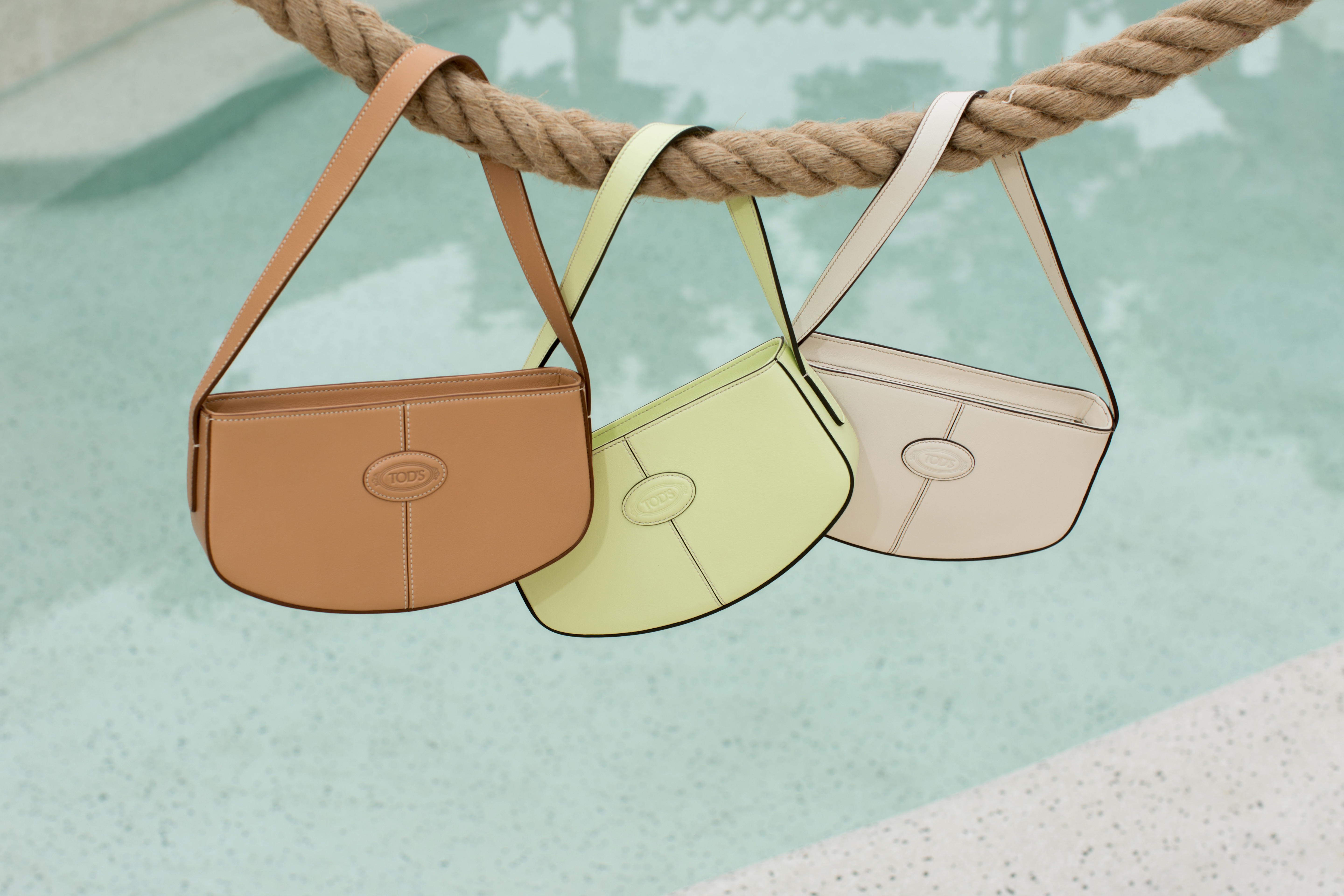 TOD’S x Mr. Bags 2020聯名限量系列包款共推出三色。各NT$41,800（迪生提供）