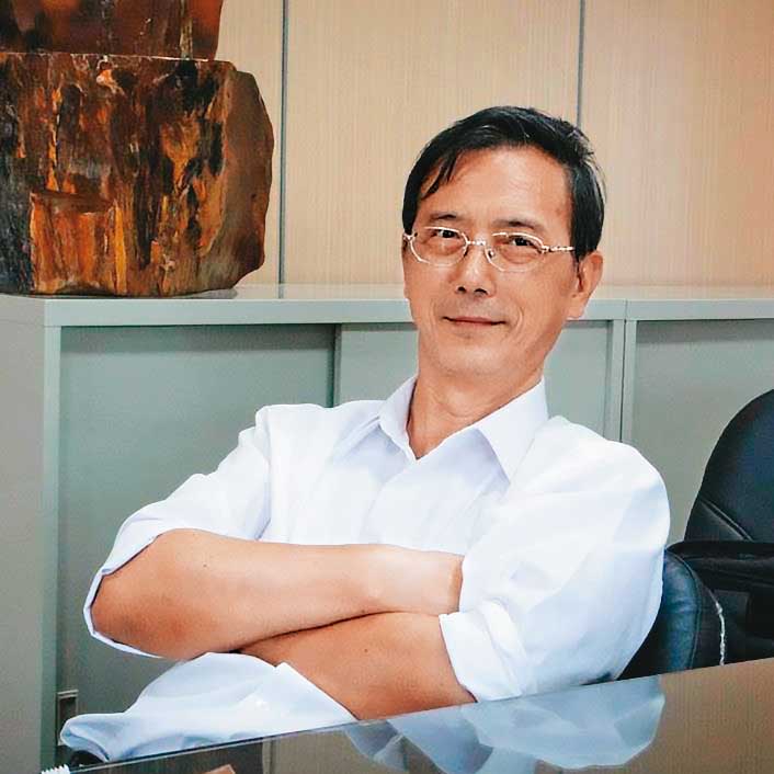 艾爾柏負責人塗能源遭錄下坦承發給東元的證書涉及不實。(翻攝臉書)