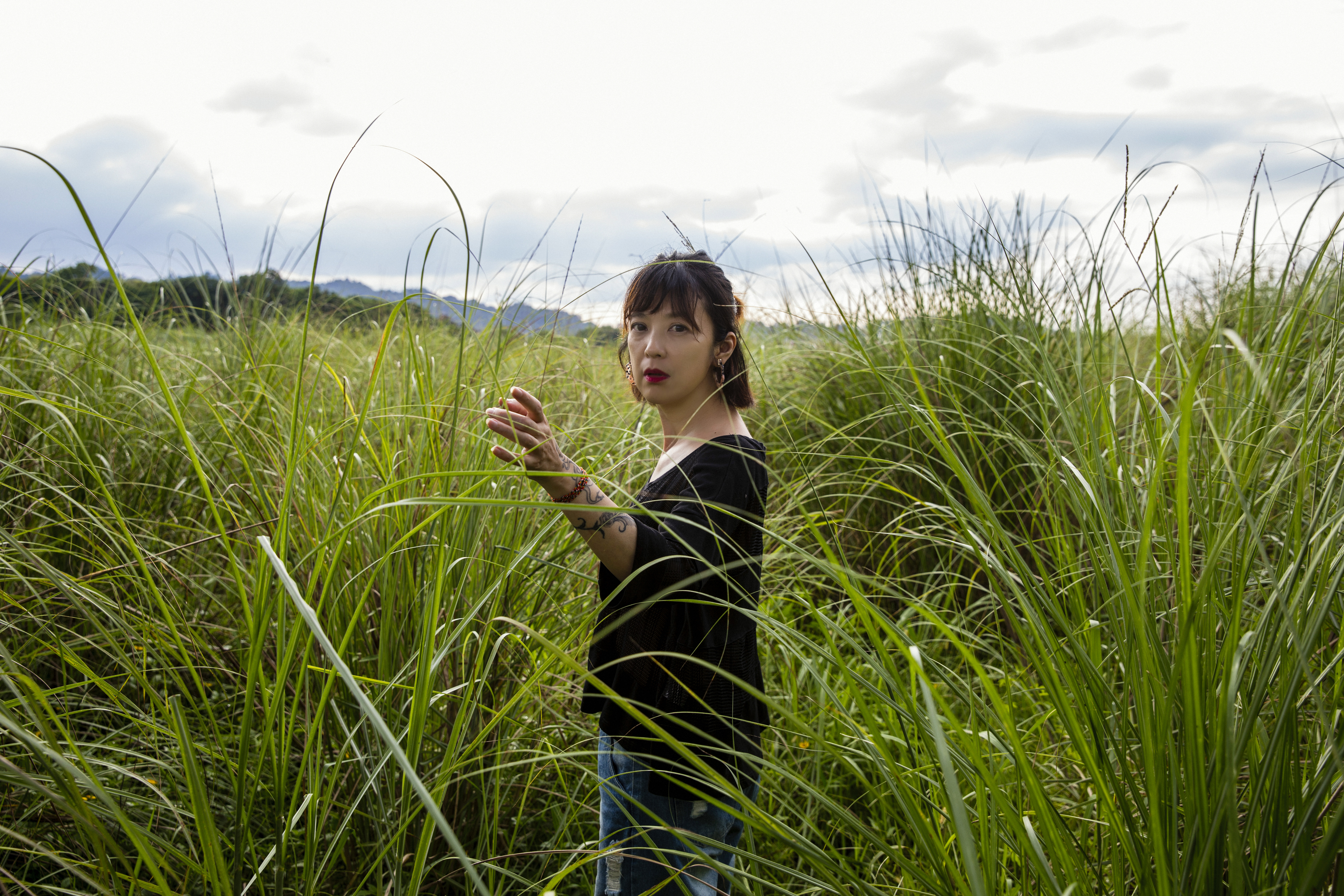 成英姝和男友聚少離多，低調交往，就連男友的照片也幾乎沒有。