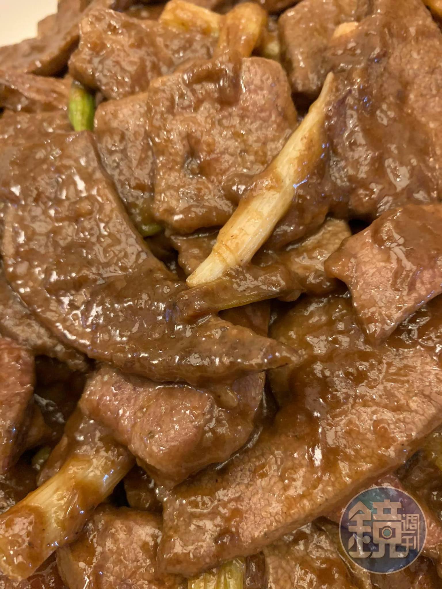 滴幾滴麻油就可以起鍋。