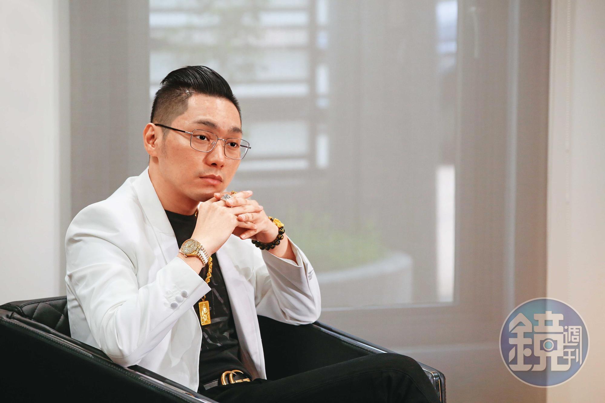 引發直播主之亂的連千毅，交保後首度受訪，強調深刻檢討、真心懺悔。