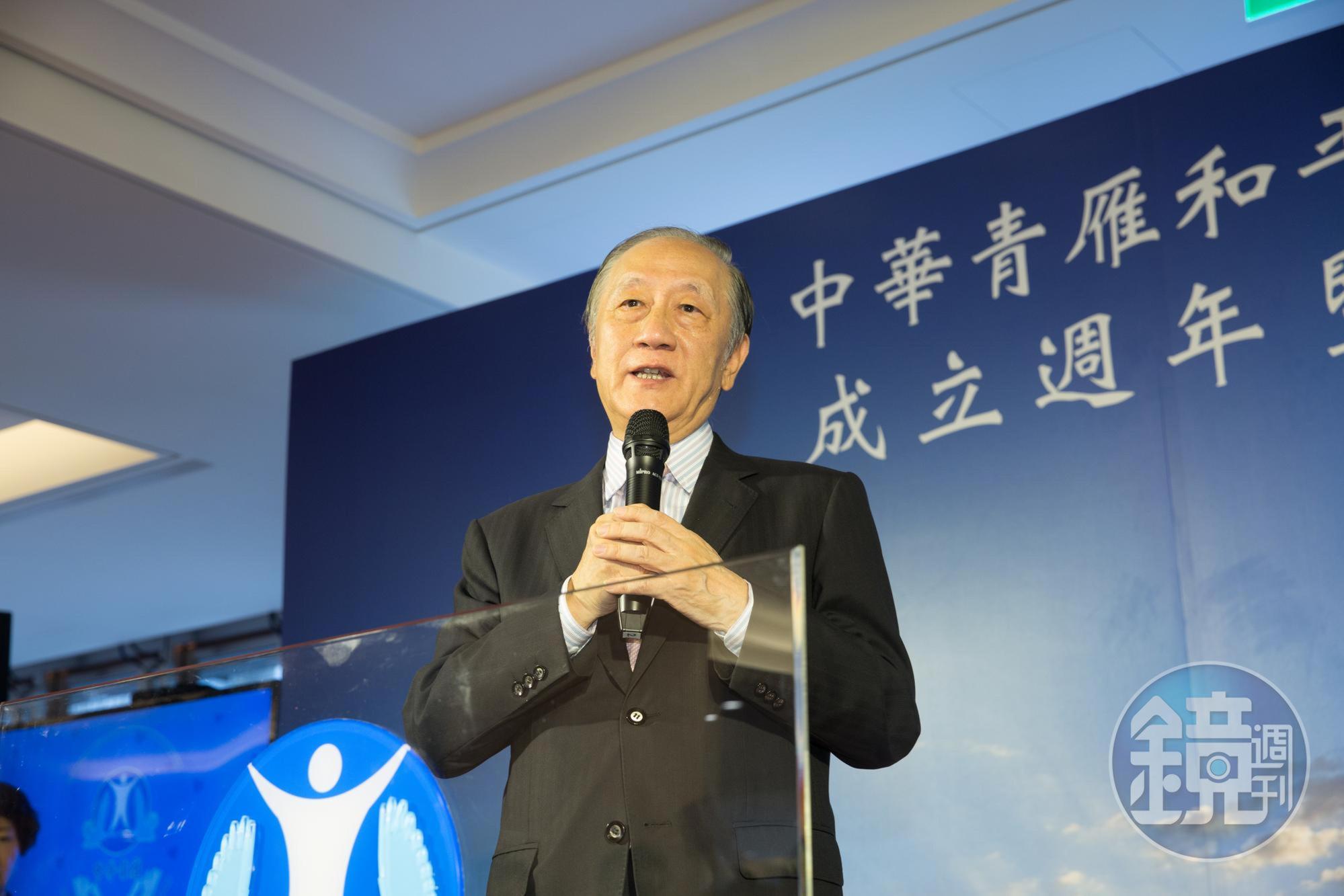 對於國民黨主席江啟臣因央視未道歉震怒，新黨榮譽主席郁慕明則認為他小題大作。