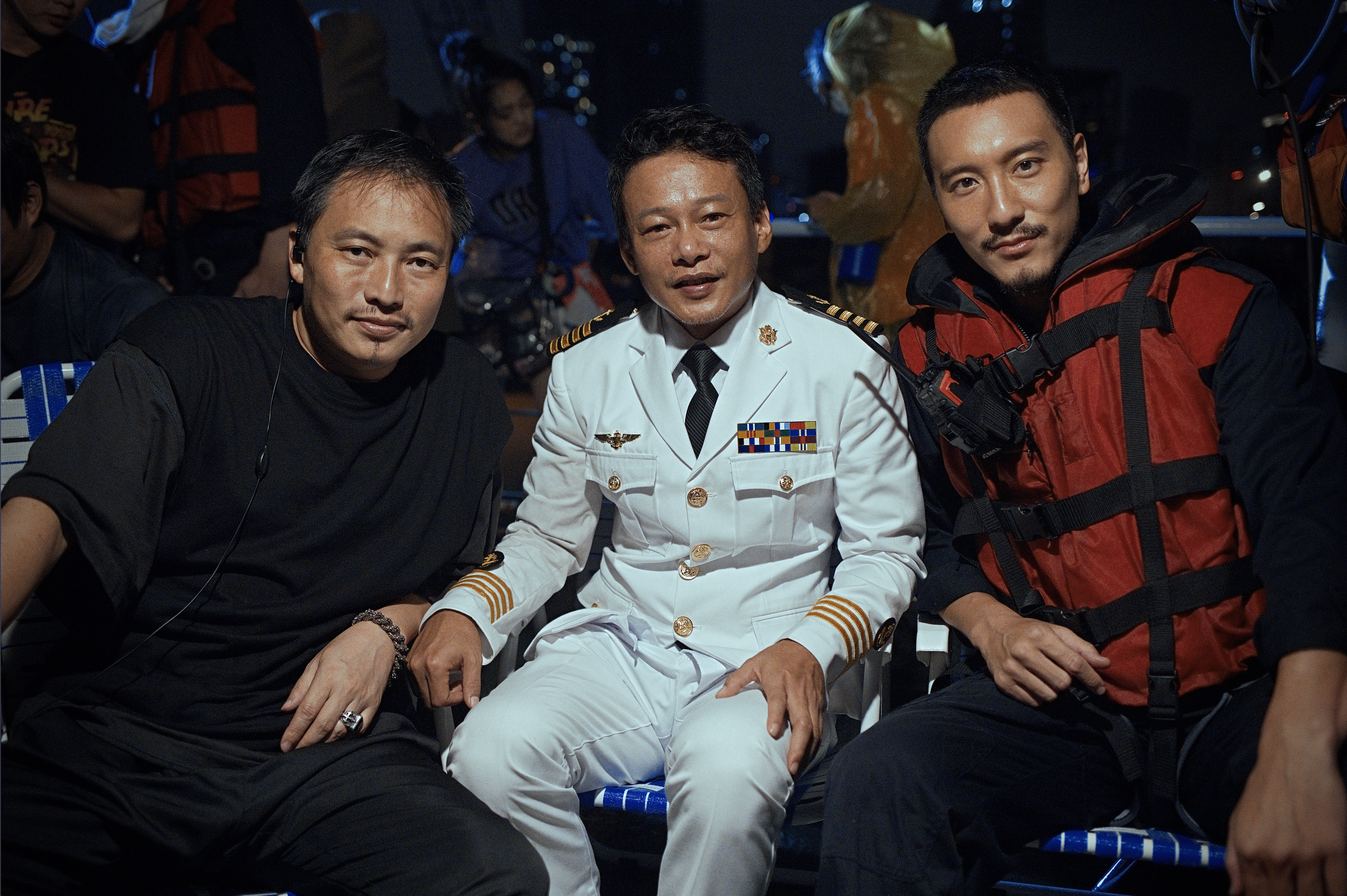 錢人豪邀請李康生（中）、王陽明（右）演出電影《海霧》，他回憶曾在新人試鏡中初次見到李康生的過往。（松露文創提供）