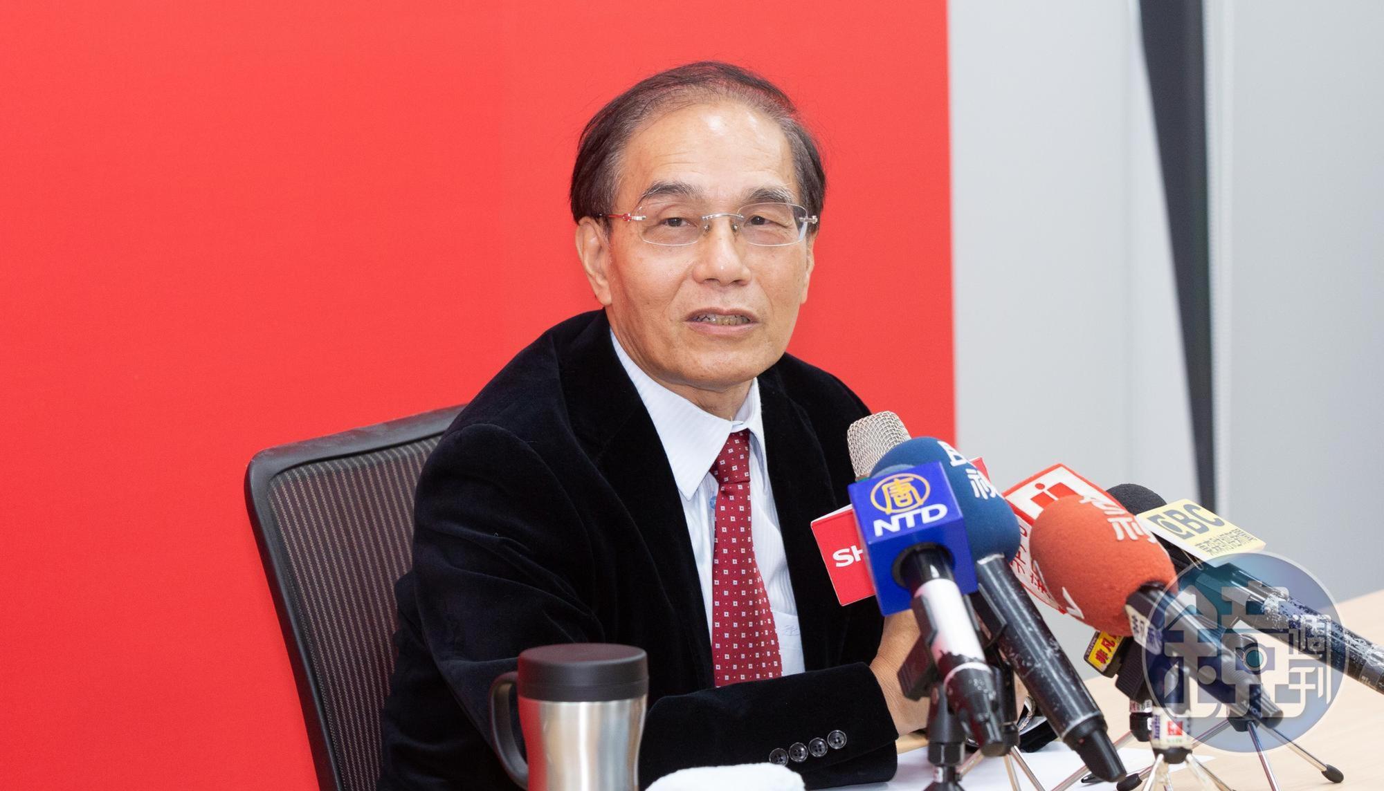 夏普會長的戴正吳表示,夏普搞經濟不求政治,不管是美國、中國,夏普不會單押一邊。