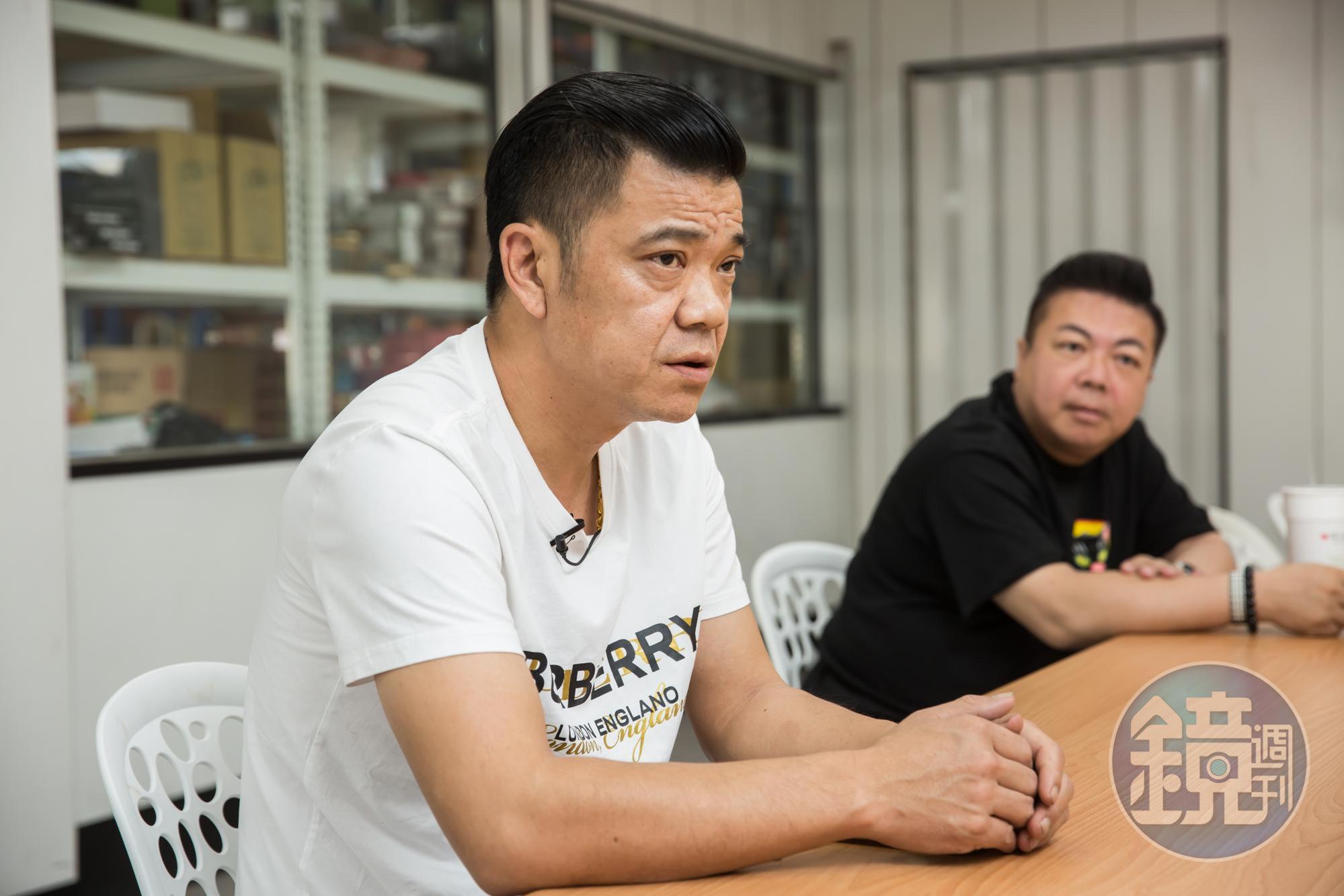 董至成有知名度，主要功能是替直播帶人氣。他認為王三郎接地氣，又是產品活字典，非常專業。