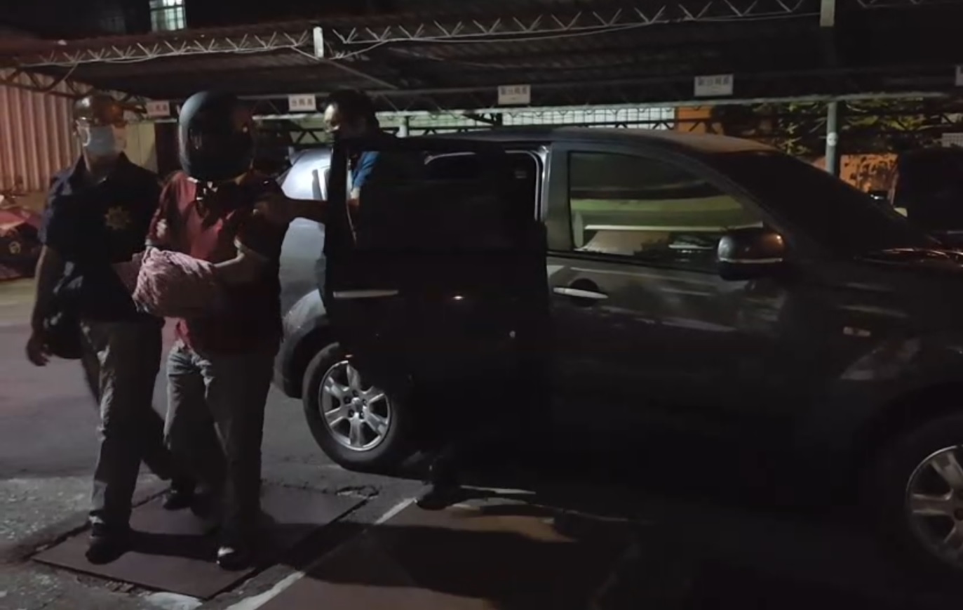 大社區發生凶殺案,警方4小時破案逮捕兇嫌。(翻攝畫面)