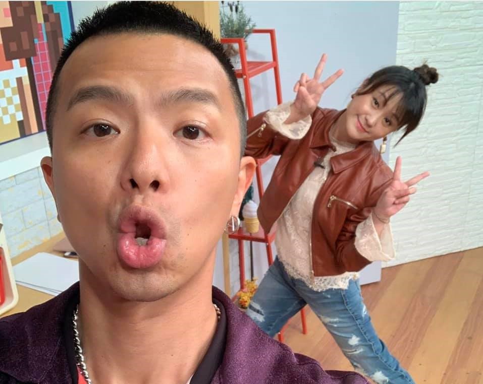 「小鬼」黃鴻升今（16日）驚傳在家中猝逝，享年36歲，已證實死訊。（翻攝自臉書）