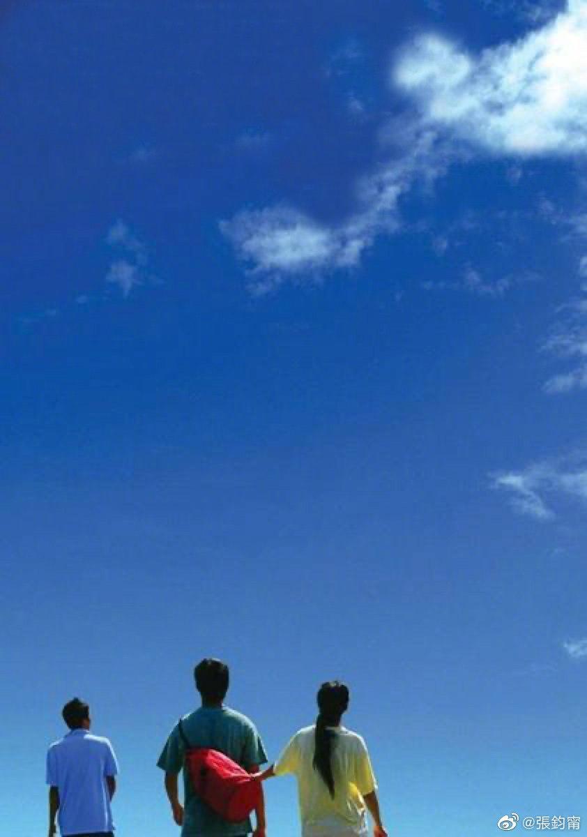 張鈞甯首度接拍電影《夢遊夏威夷》,與楊祐寧、小鬼結為好友。(翻攝自張鈞甯微博)