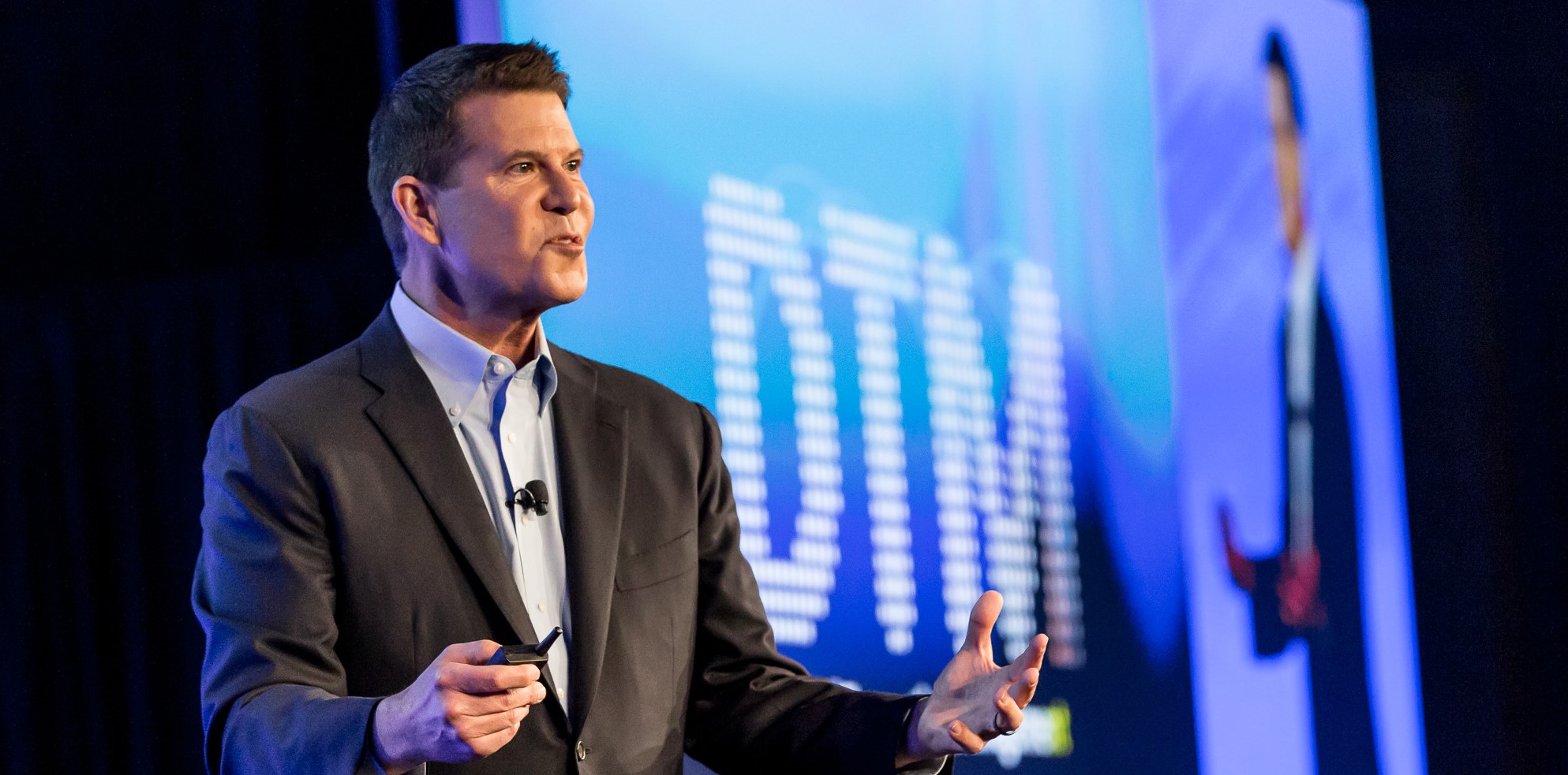 美國國務次卿克拉奇（Keith Krach）今日下午搭專機抵台。（翻攝自克拉奇臉書）