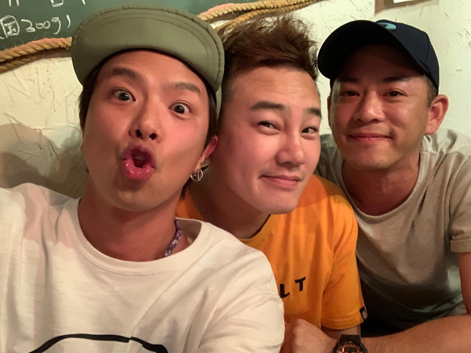 今年7月份「丸子」3人曾合體聚會。（翻攝自Junior 韓宜邦粉專）