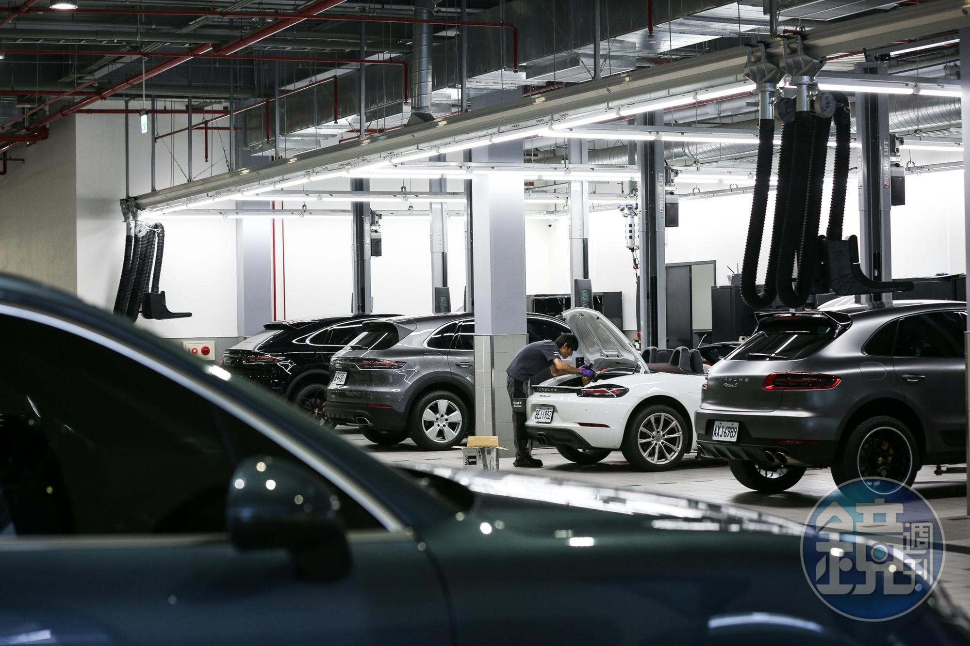 新據點內部也以保時捷「Destination Porsche」概念打造，共規劃了四大主題展區。