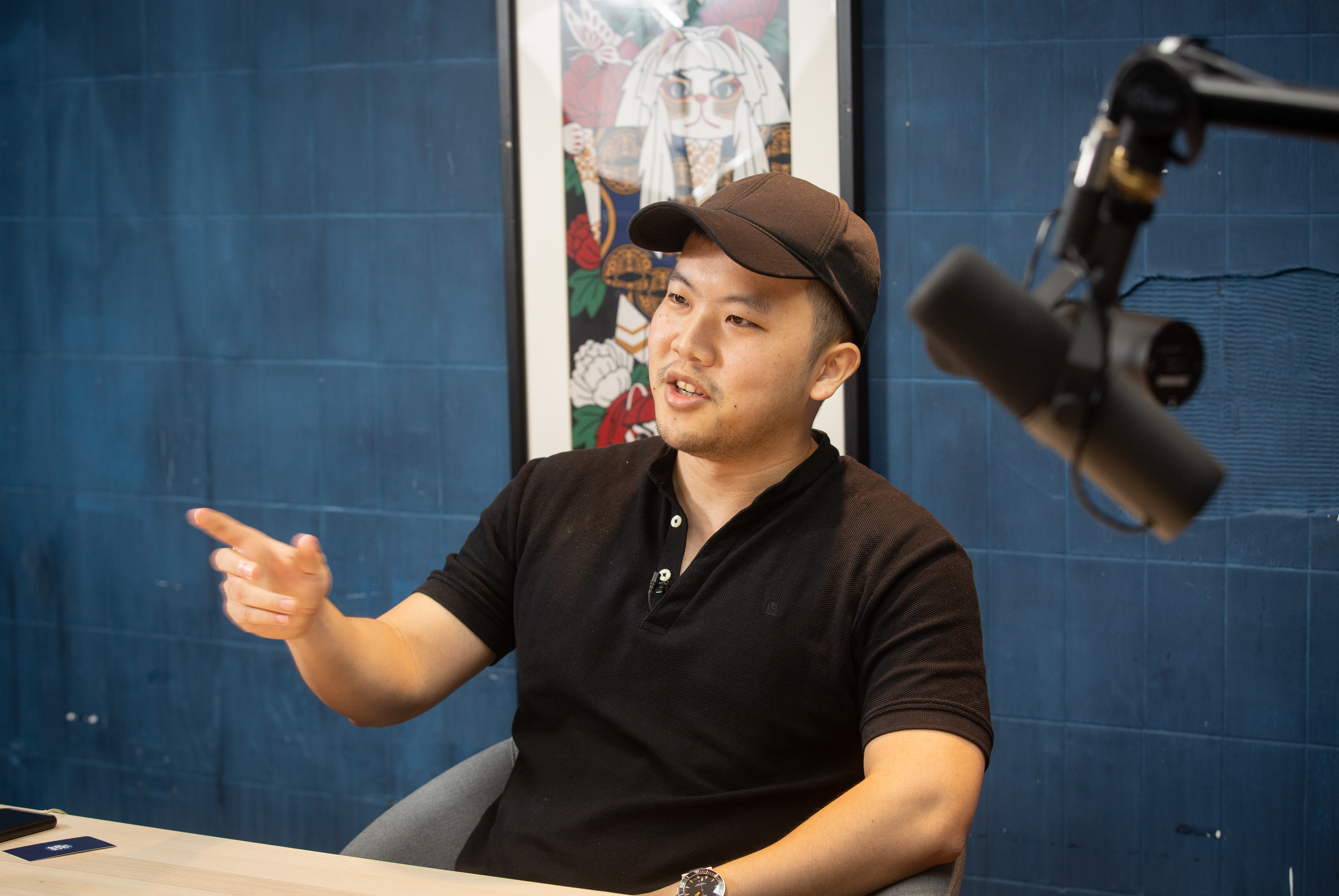 靠著聊投資衝出高人氣，《股癌》主持人謝孟恭是今年竄紅速度最快的播客。