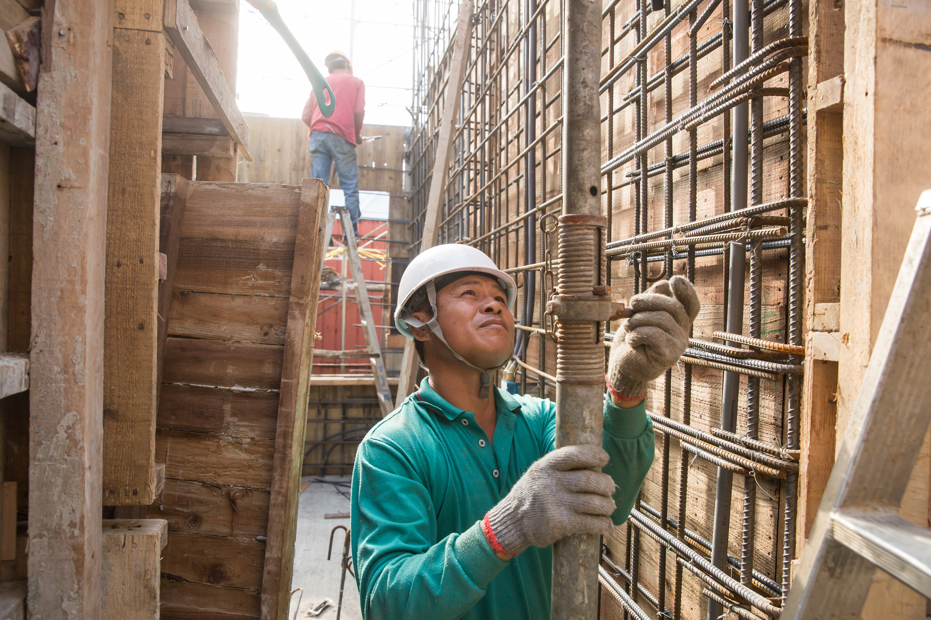 職災勞工除了勞保保障，還可向勞動部職業安全衛生署申請津貼補助。