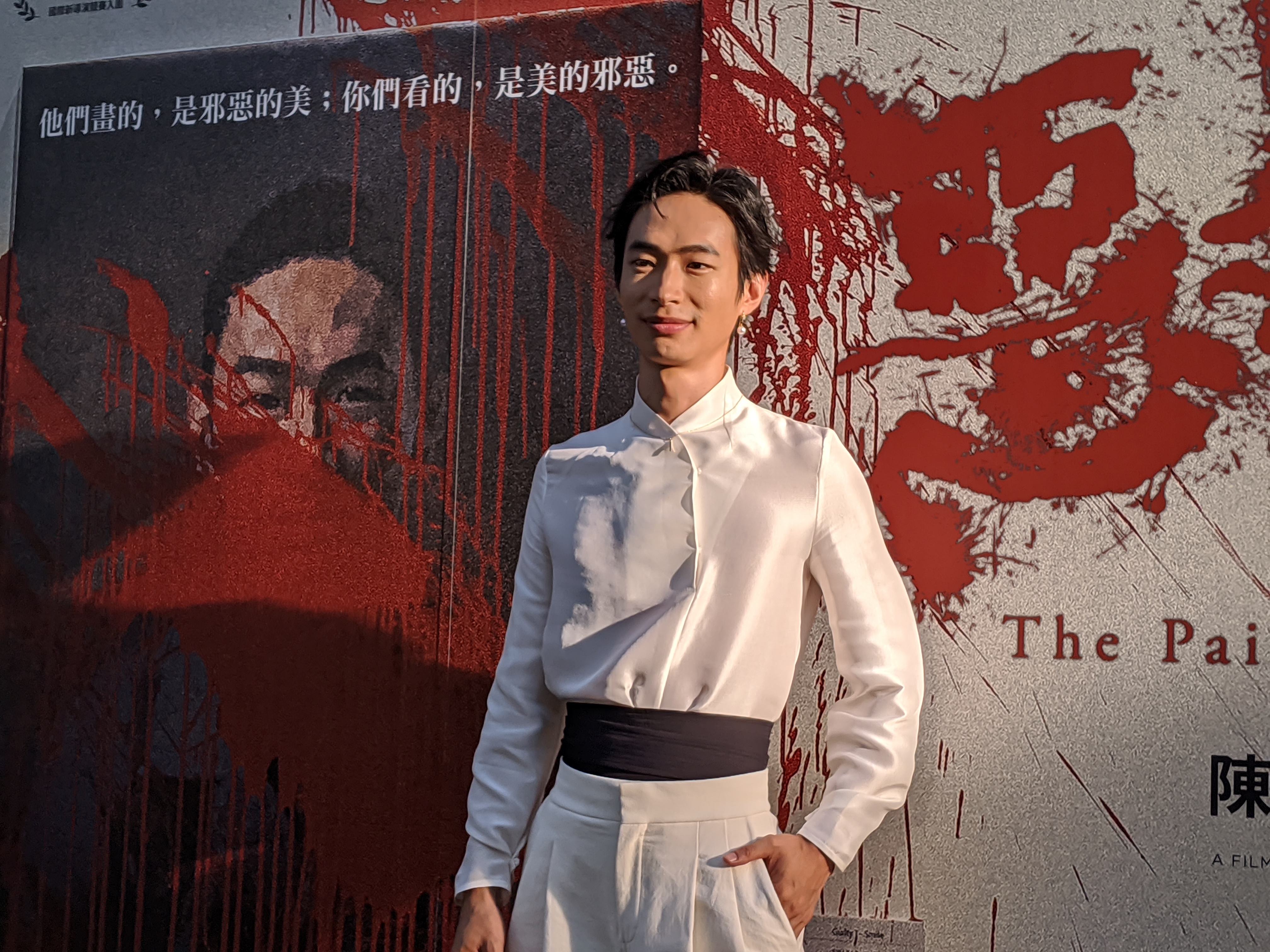 黃河戲中模仿東明相講話要激怒他,眾人都覺得他很機車。