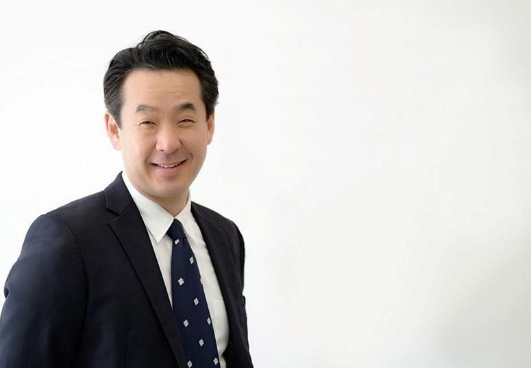 韓裔美籍CEO申大為(David Shin)去年6月甫上任,今天下午4點,他在公司Town Hall以英文親自對內部員工表達歉意。(翻攝自FOX官網)