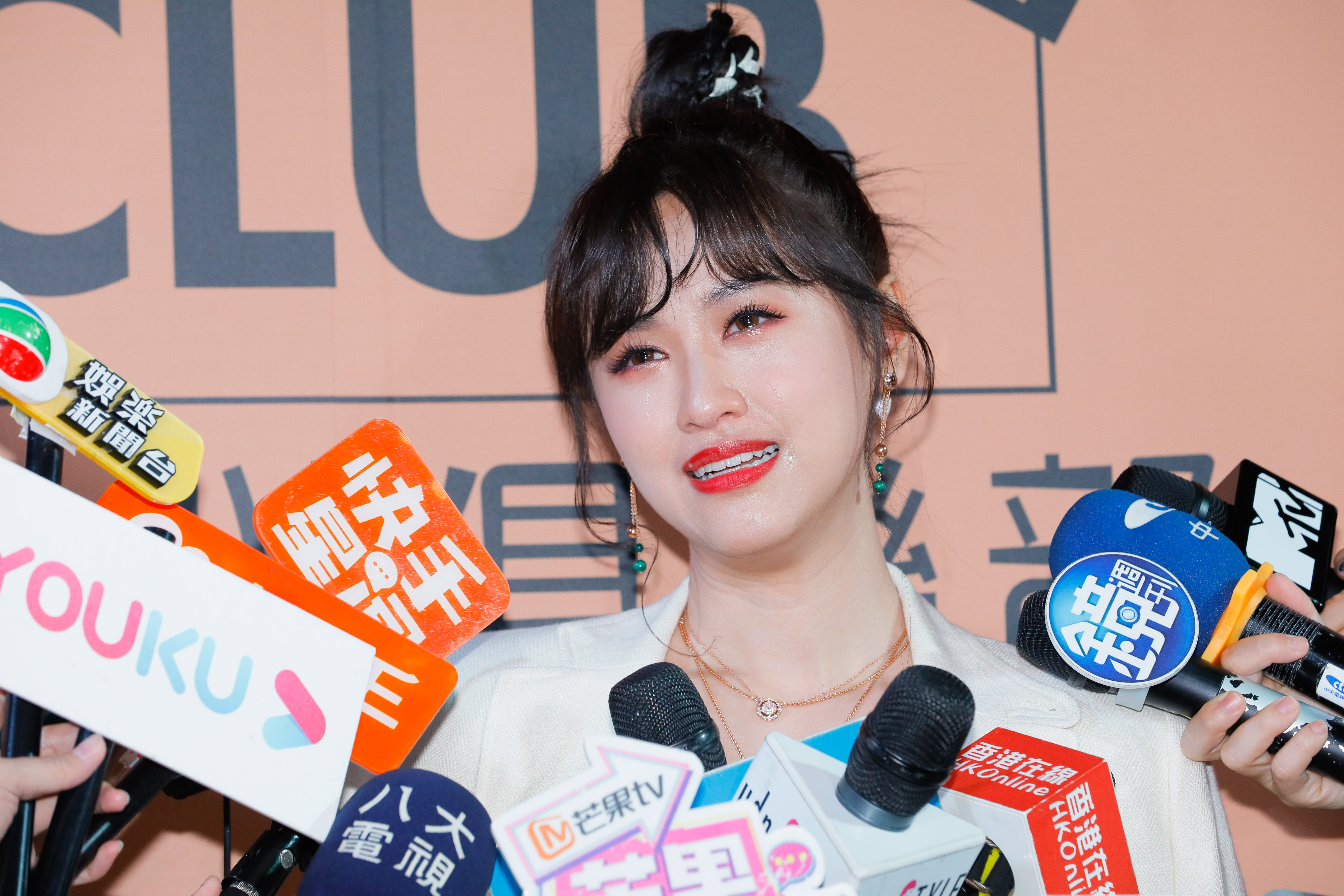 Sandy吳姍儒不敢關心爸爸吳宗憲,希望大家都要好好的。