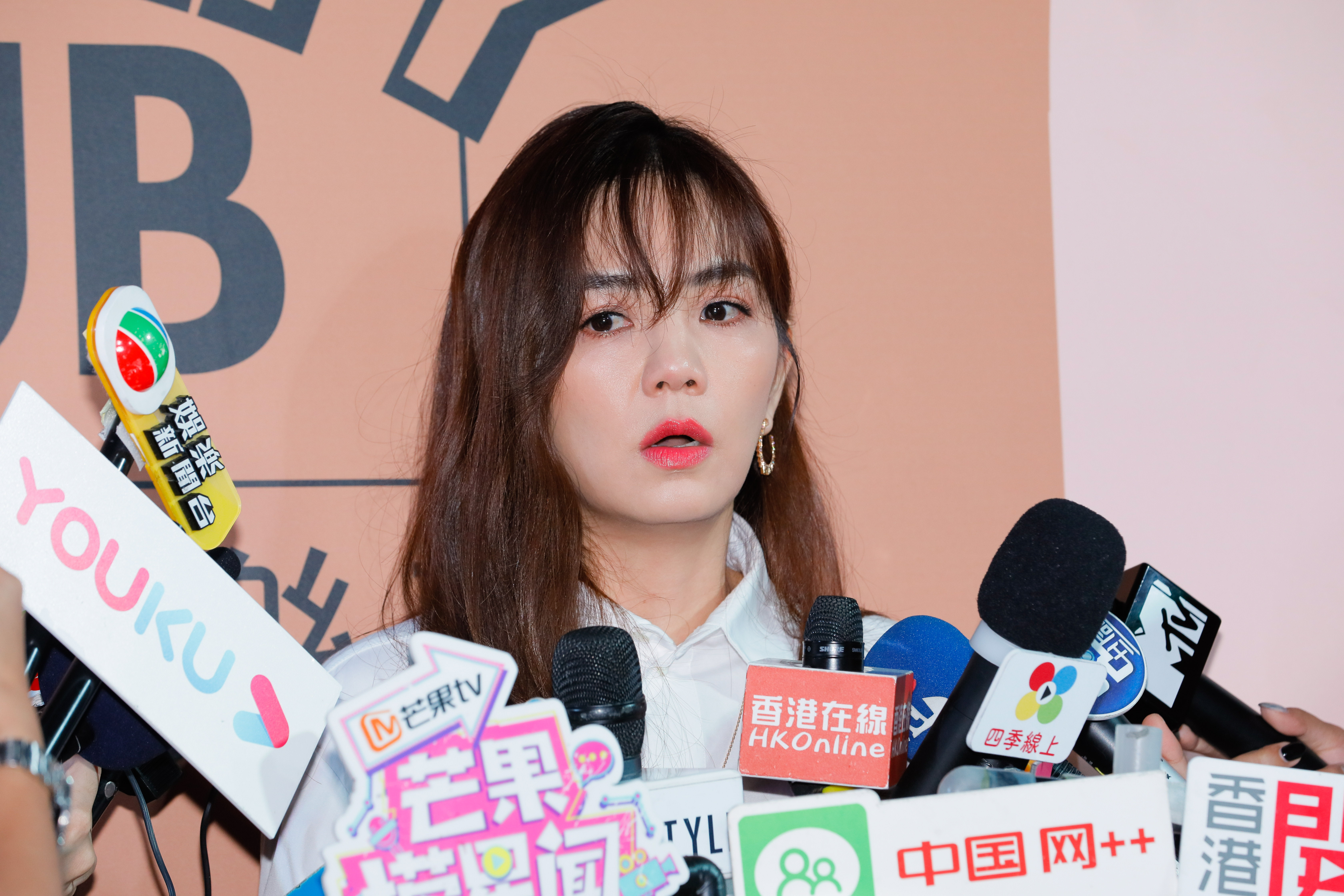 ELLA難以想像小鬼家人的傷痛,但也希望小鬼能放下一切,安心去往另一個世界。