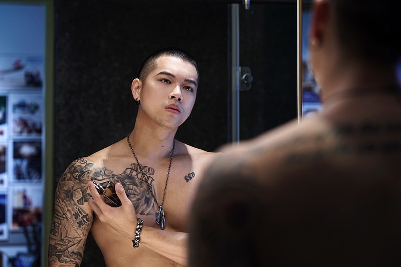 高爾宣先後被爆家暴女友及霸凌同學,他19日凌晨貼出8分鐘長影片詳細還原始末。(翻攝高爾宣IG)