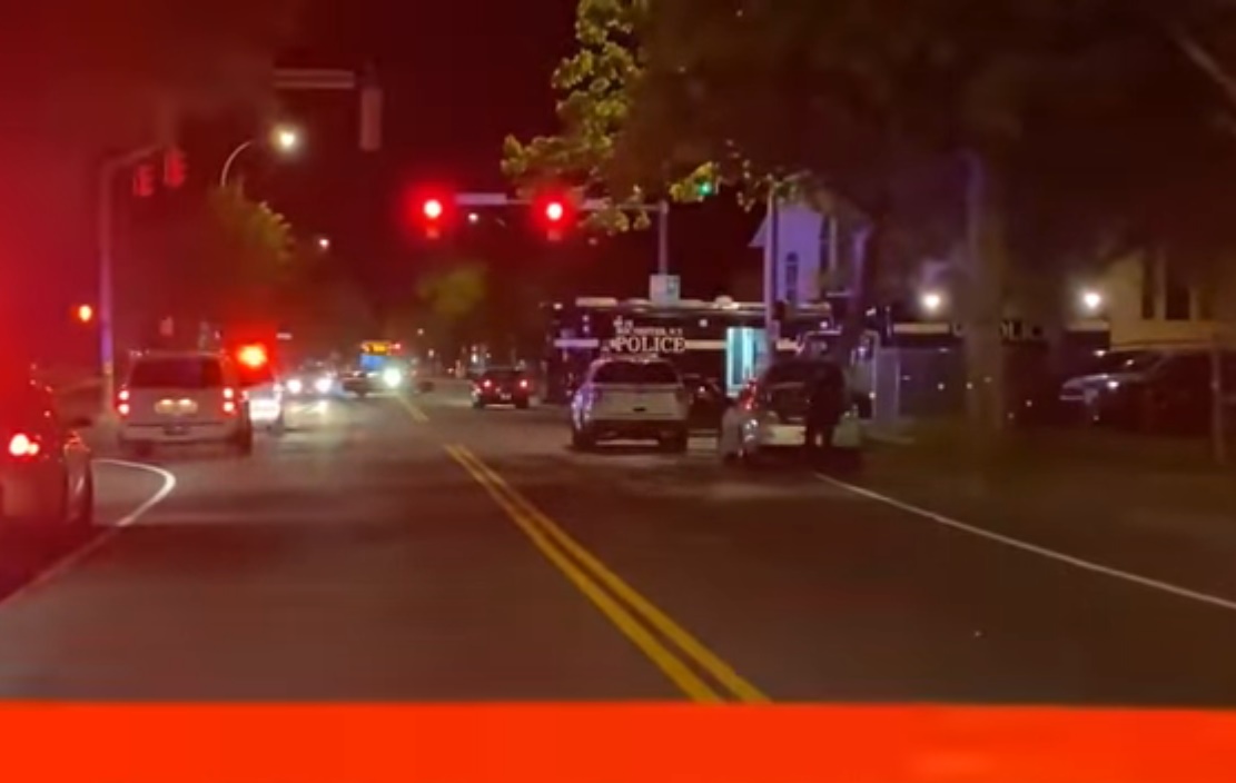 美國紐約州羅徹斯特今晨發生大規模槍擊案。(截圖自YouTube影片)