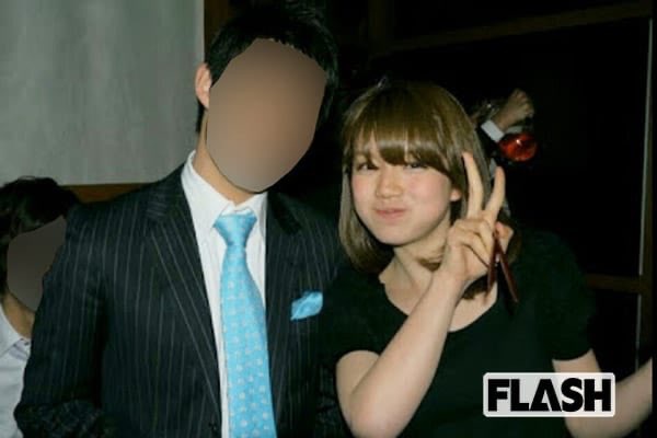 弘中綾香與多名男子的親密合照被流出,引起討論。(翻攝自wasurejinobase推特)