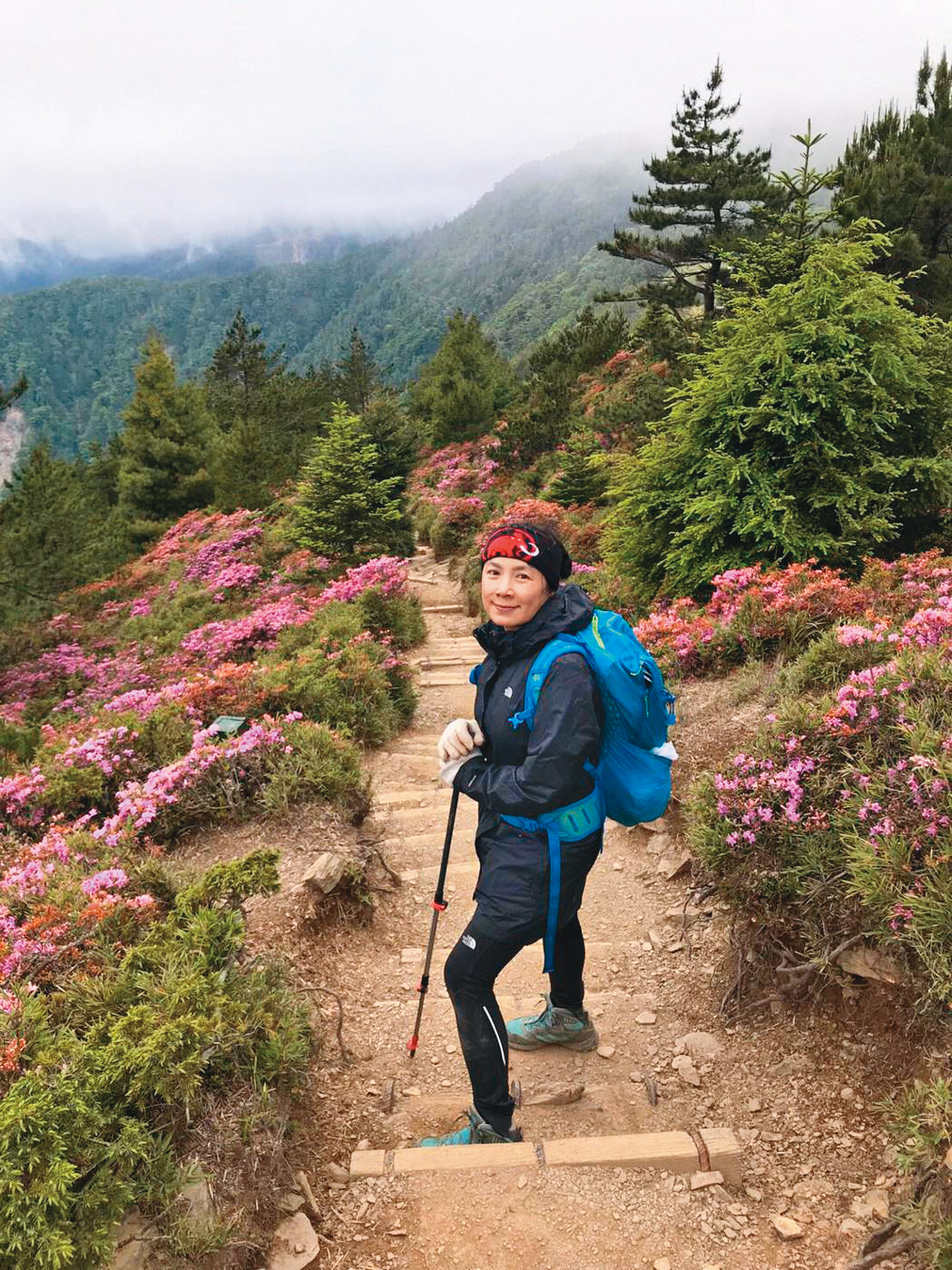 謝麗金登山時用瓦斯爐開火取暖，差點一氧化碳中毒。（翻攝自謝麗金臉書）