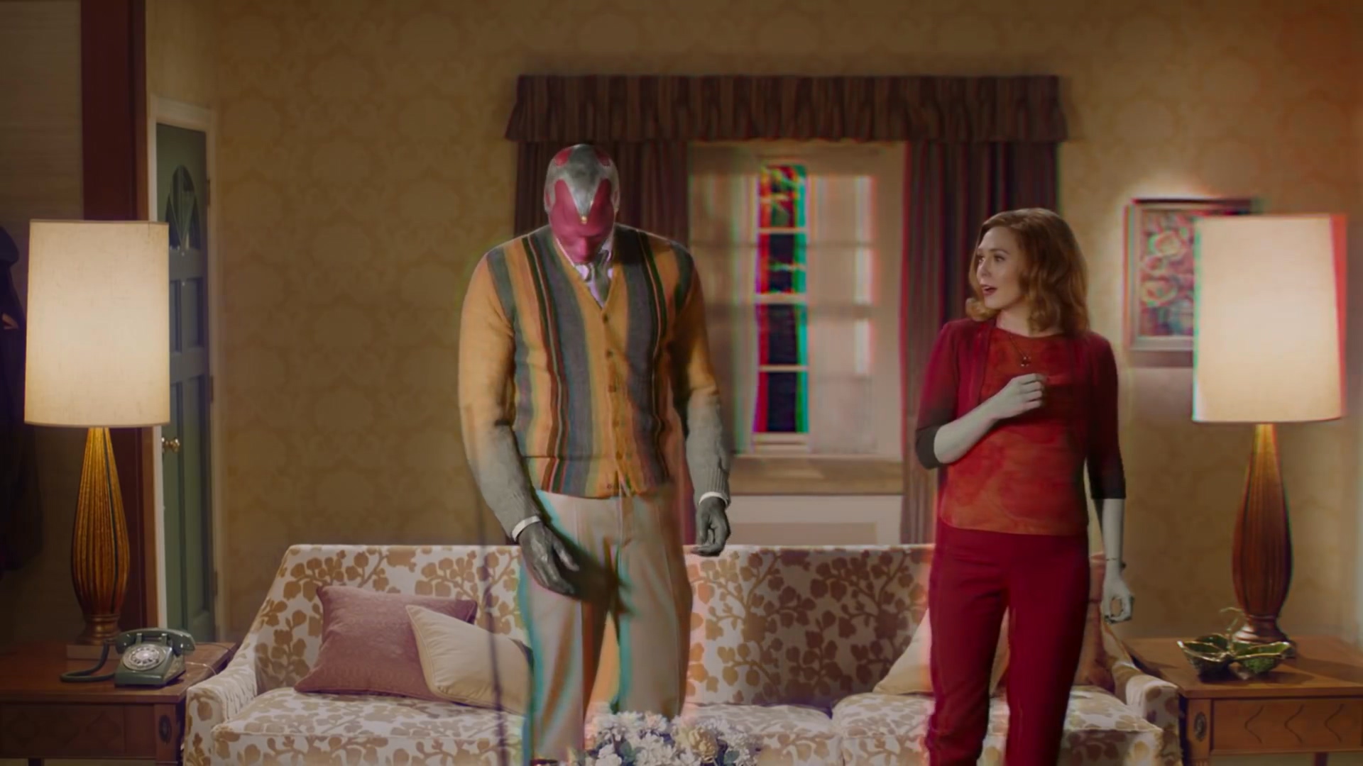 《汪達與幻視》預告曝光，兩人從黑白變彩色，成了1對真實情侶。