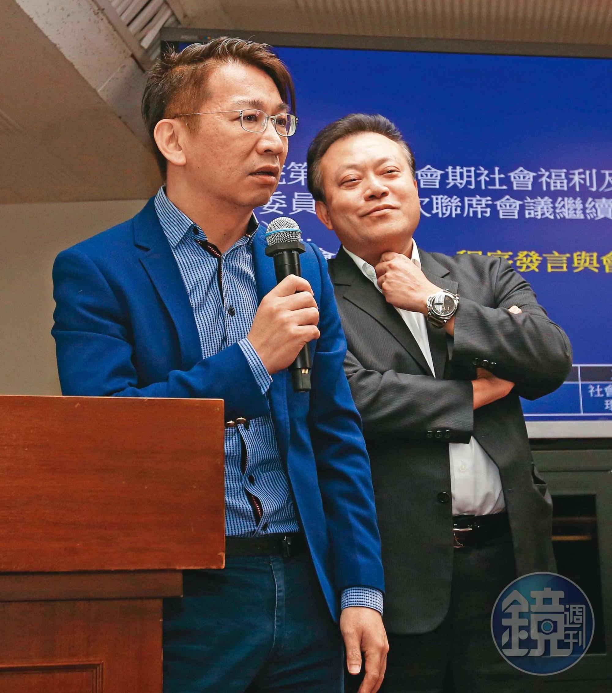 徐永明(左)及蘇震清(右)等立委在立法院聯手替李恆隆召開公聽會,意圖施壓經濟部,遭檢方依貪汙罪起訴。