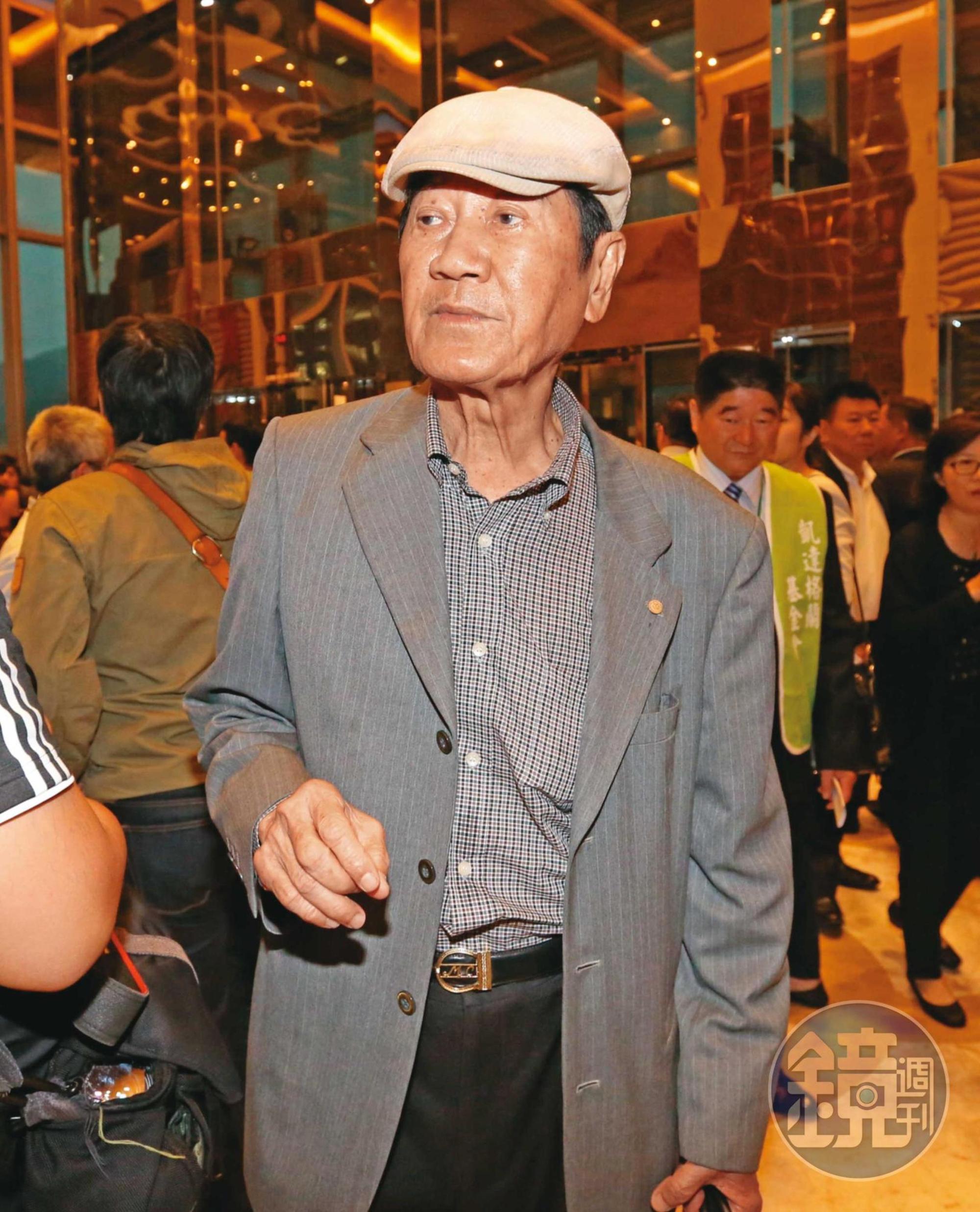 陳唐山因罪證不足獲不起訴,他在臉書感謝檢察官還他清白。